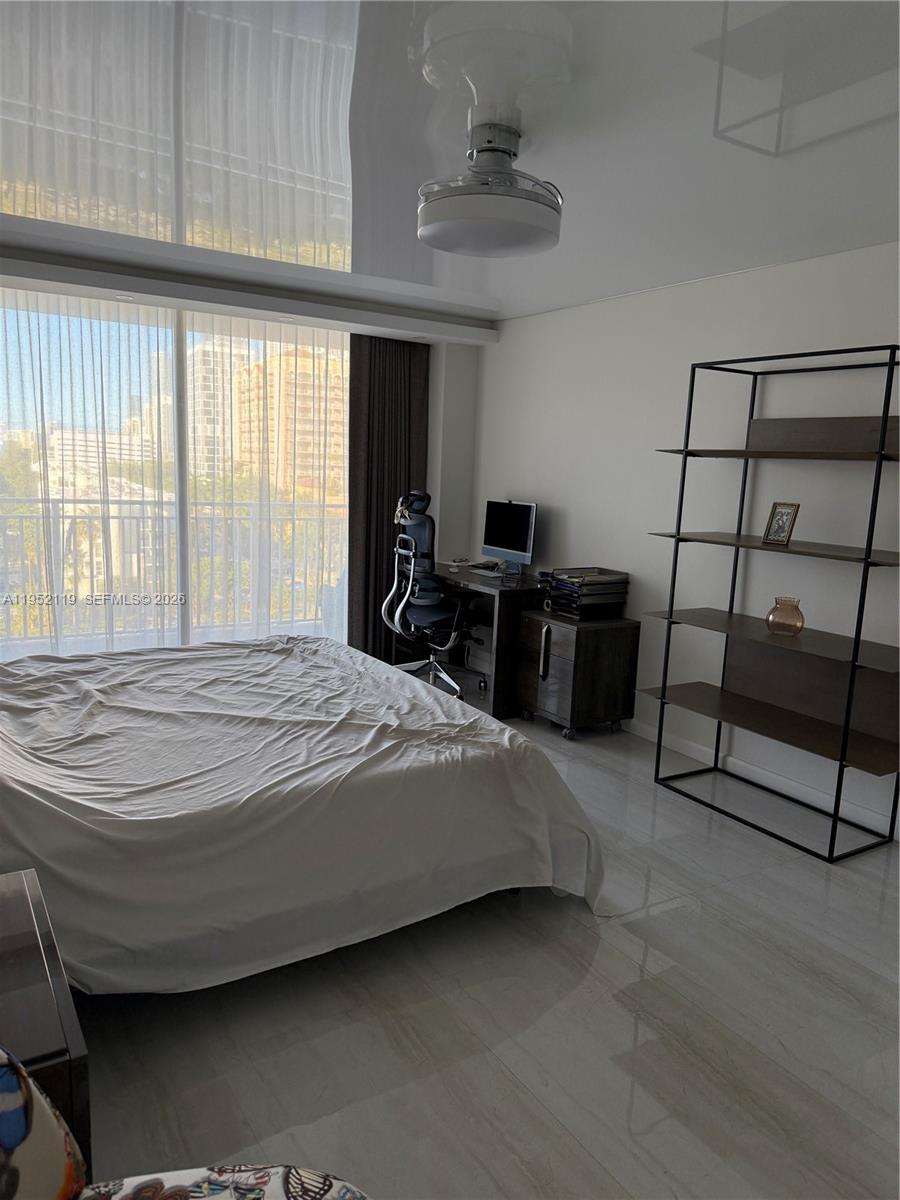 210 174th St #911 Sunny Isles Beach, FL 33160