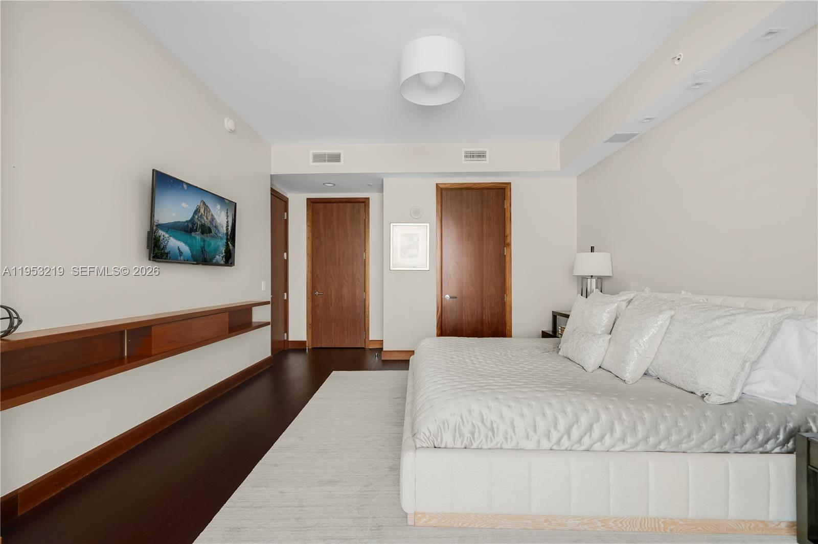 image St Regis Bal Harbour Center25