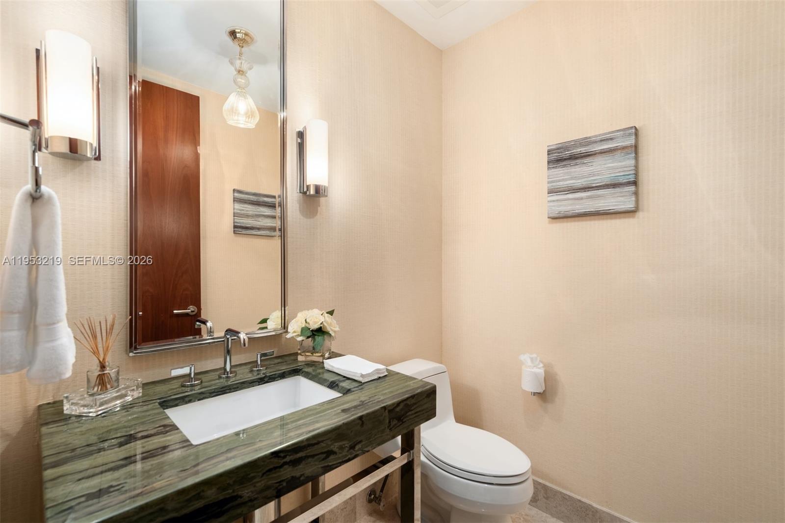 image St Regis Bal Harbour Center40