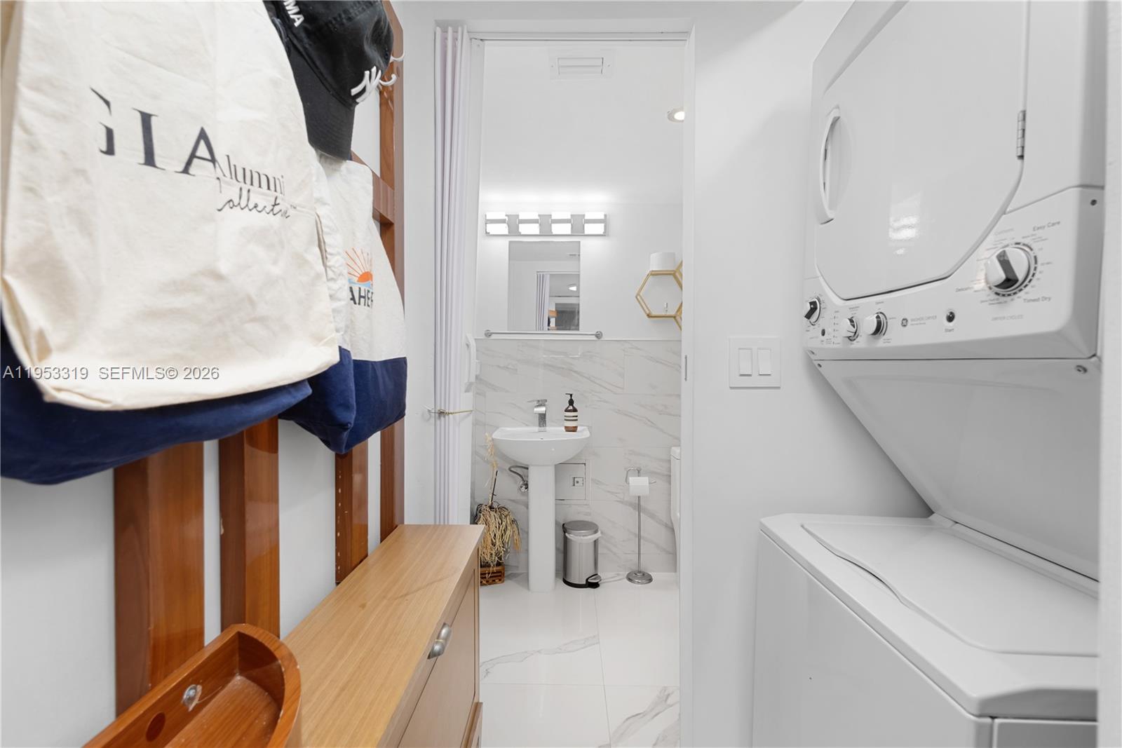 401 Ocean Dr #920 Miami Beach, FL 33139