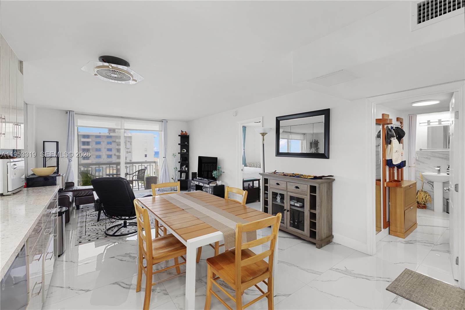 401 Ocean Dr #920 Miami Beach, FL 33139