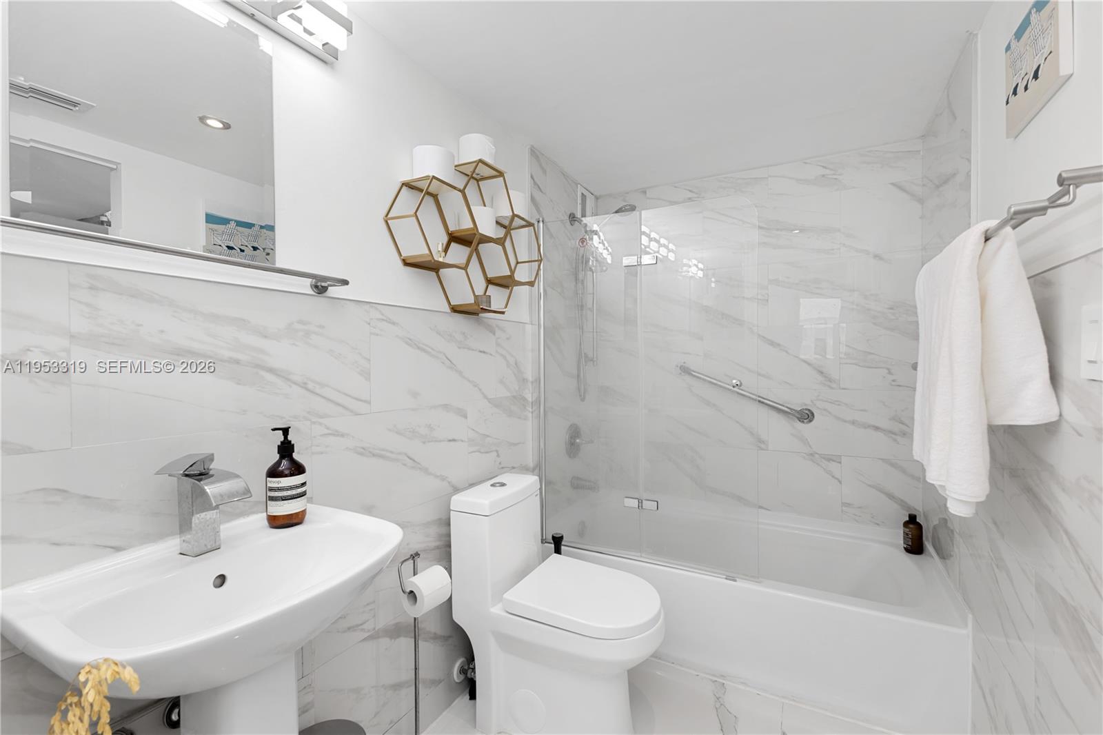 401 Ocean Dr #920 Miami Beach, FL 33139