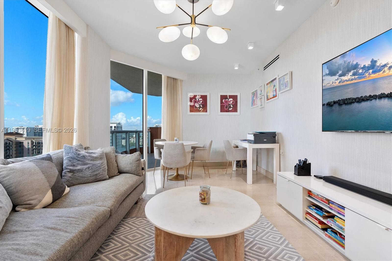 image Acqualina Residences20