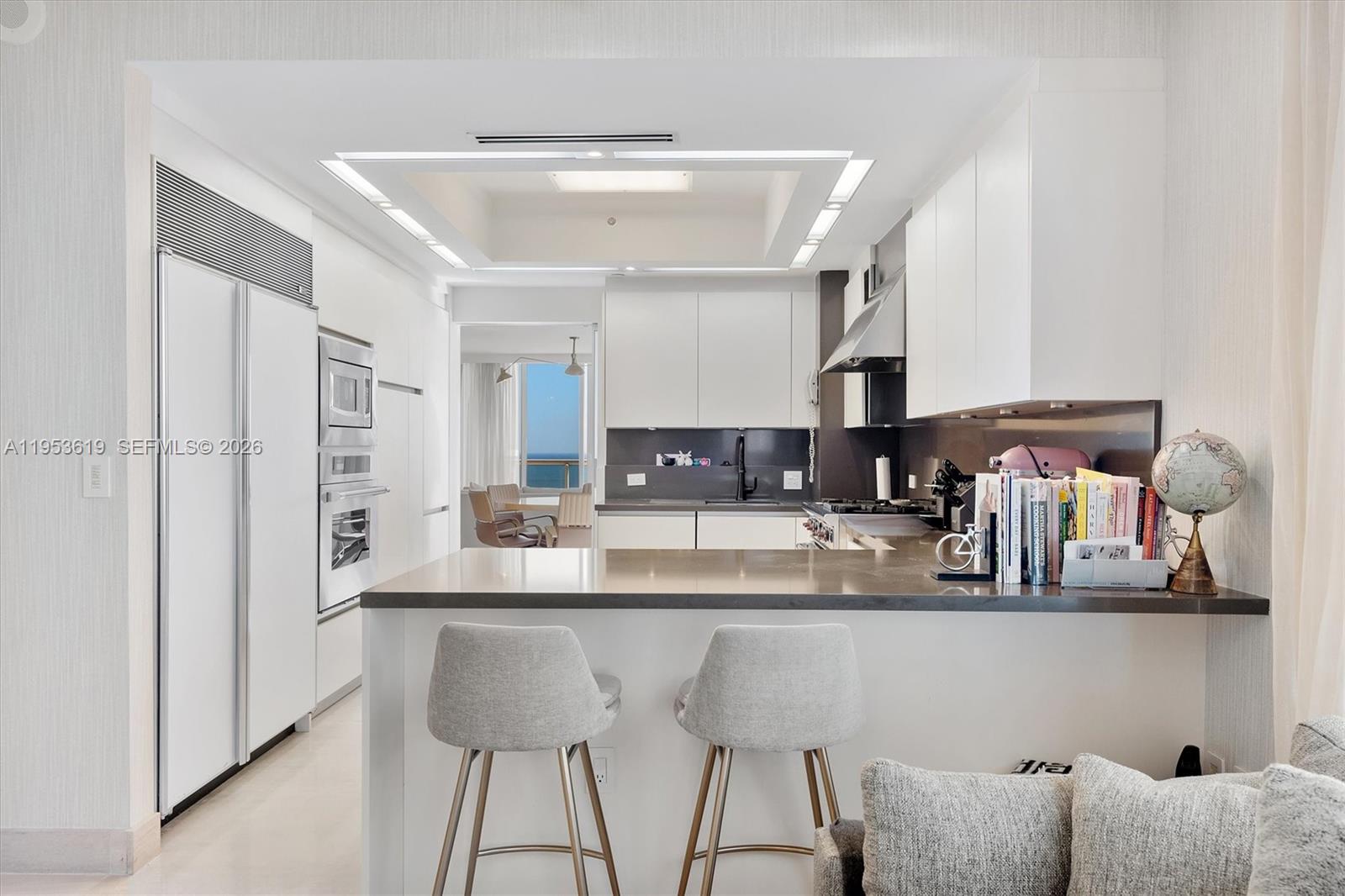 image Acqualina Residences23