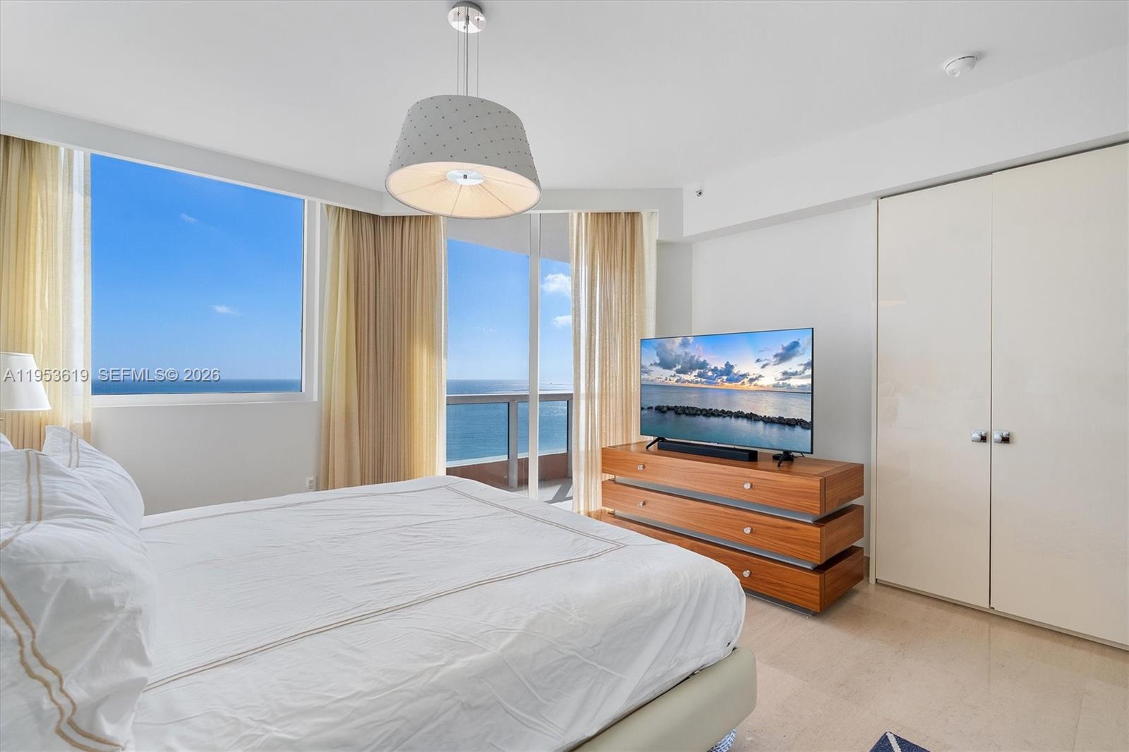 image Acqualina Residences26