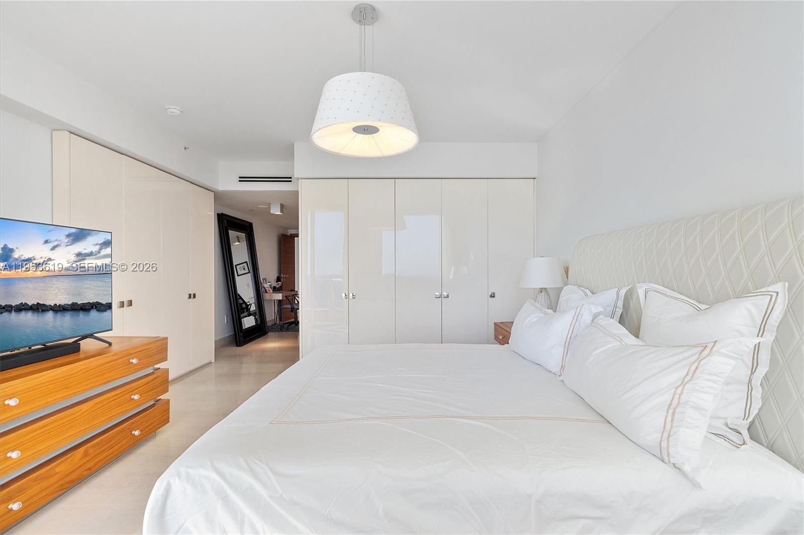 image Acqualina Residences28