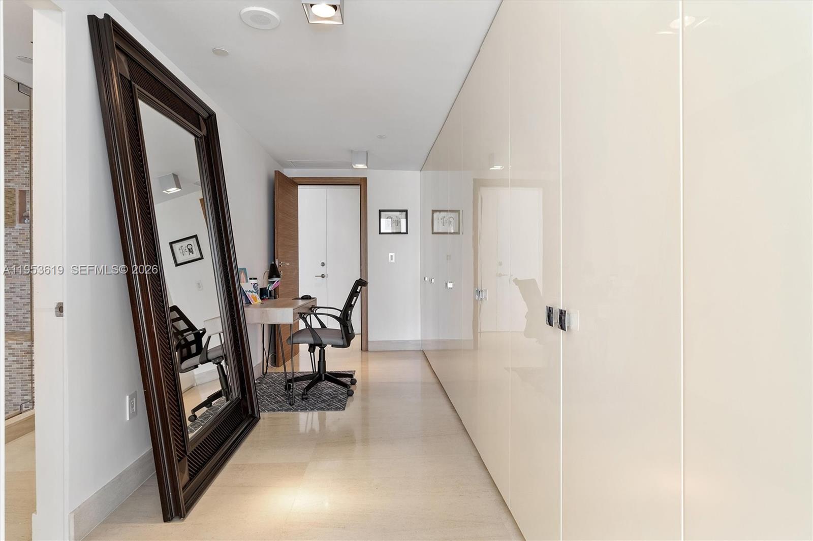 image Acqualina Residences32