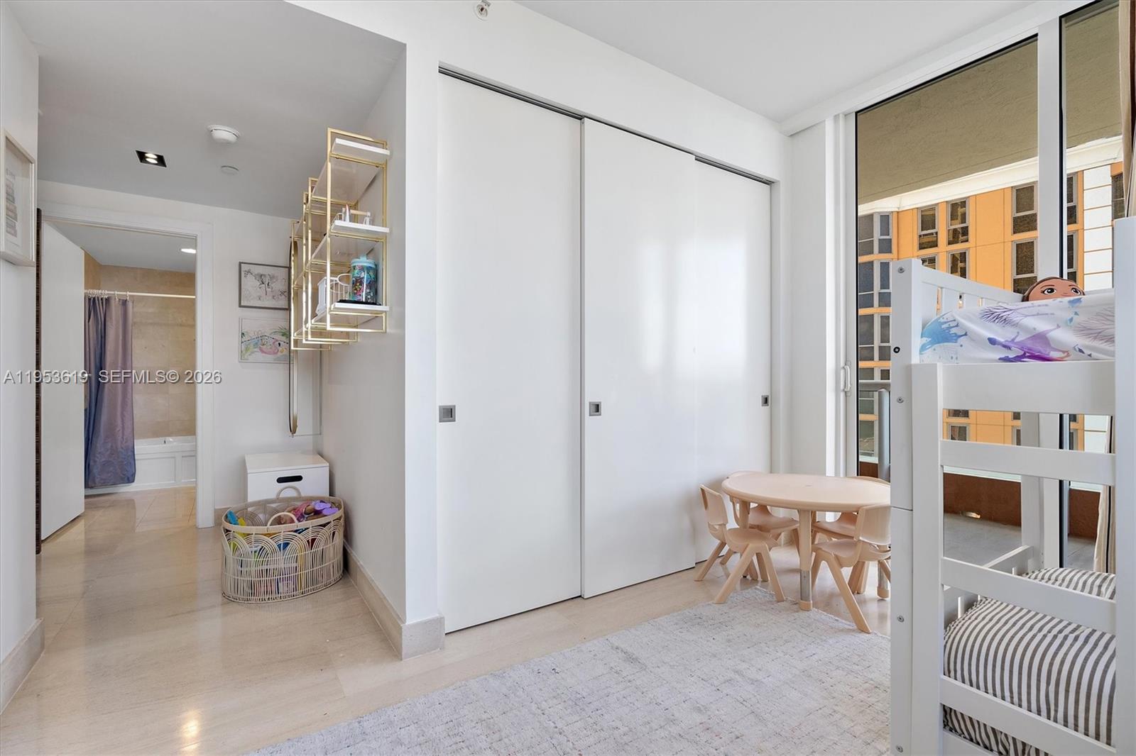 image Acqualina Residences40