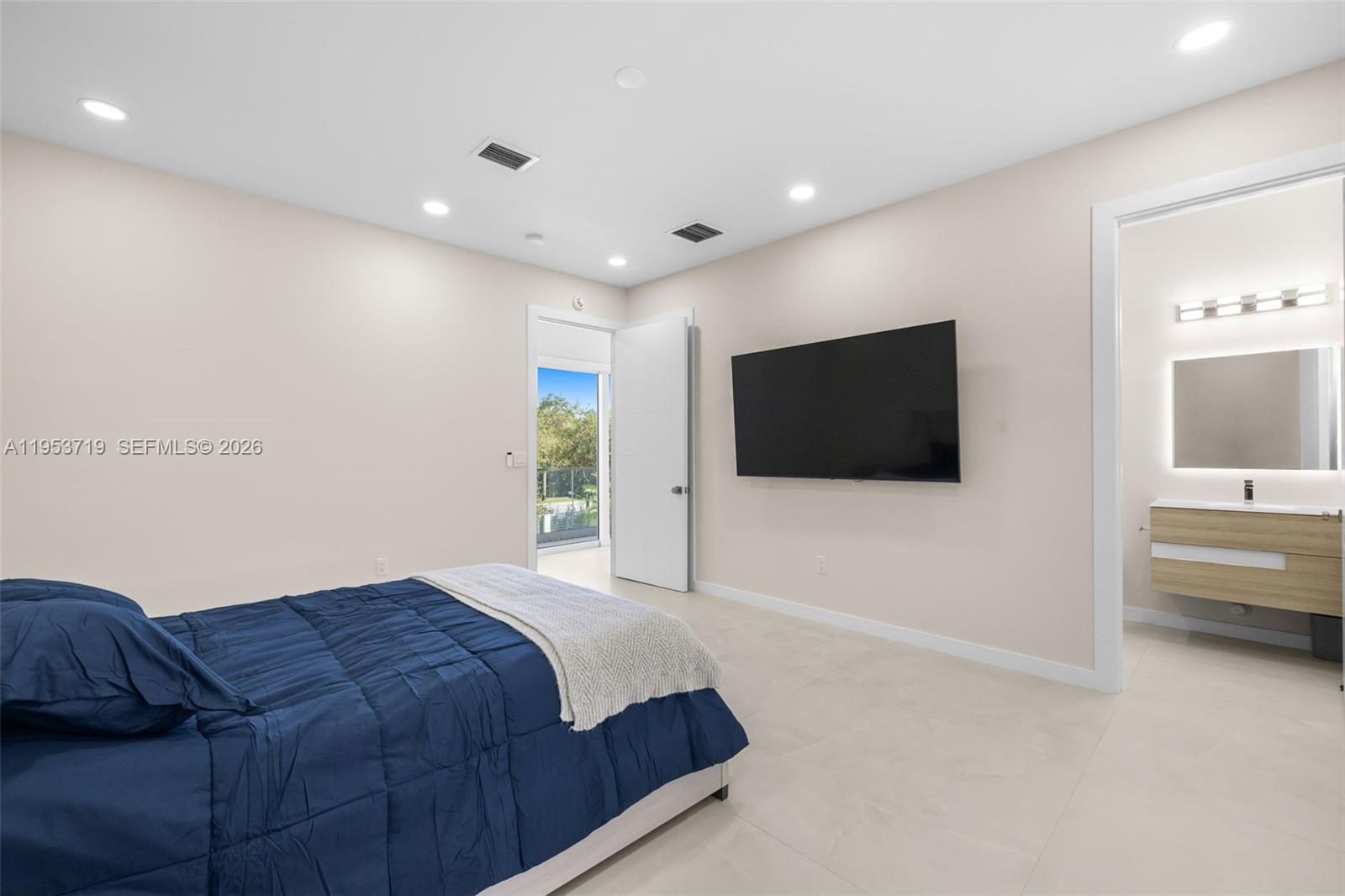 7301 SW 173rd St Palmetto Bay, FL 33157