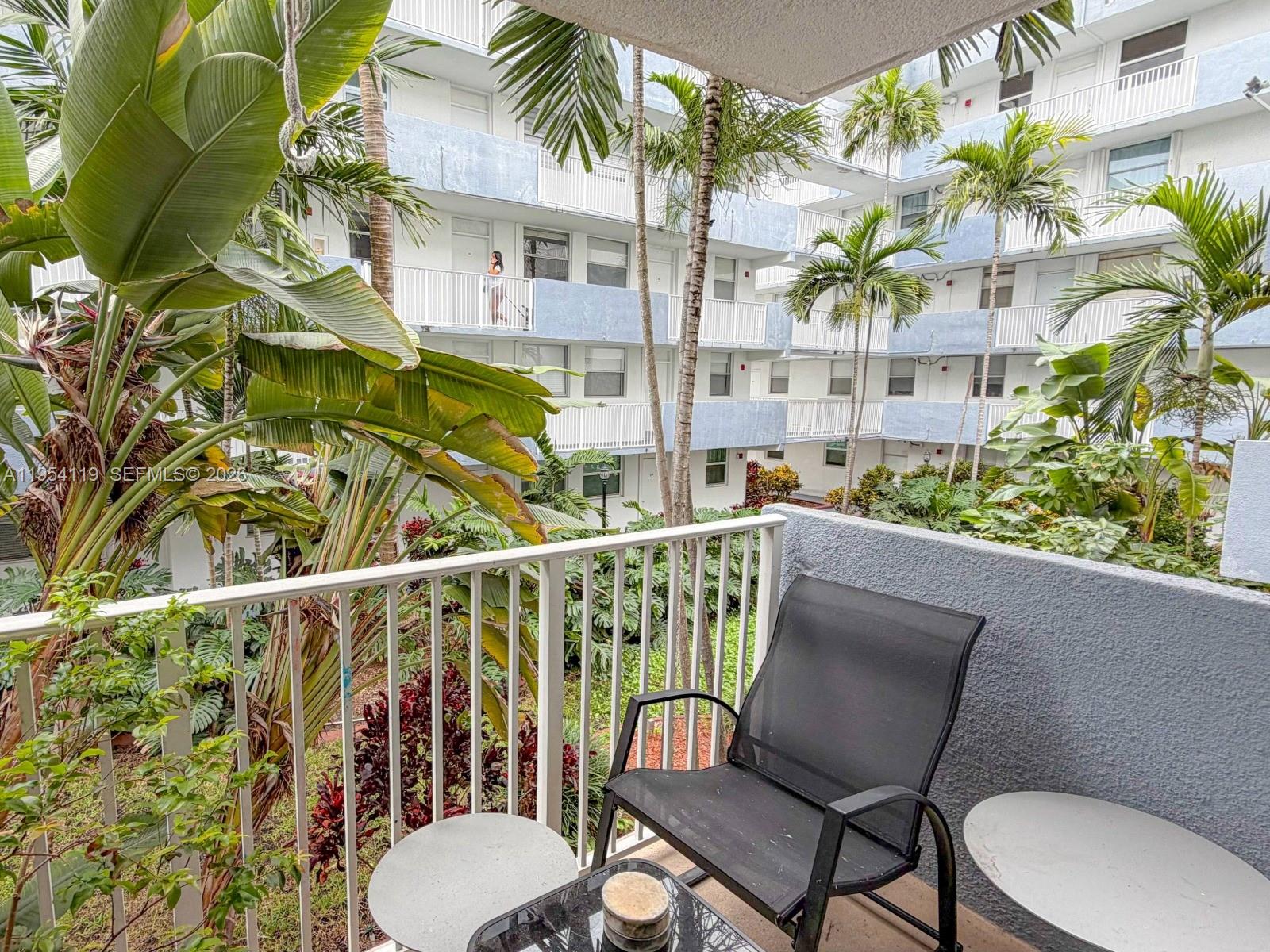 1801 S Treasure Dr #211 North Bay Village, FL 33141