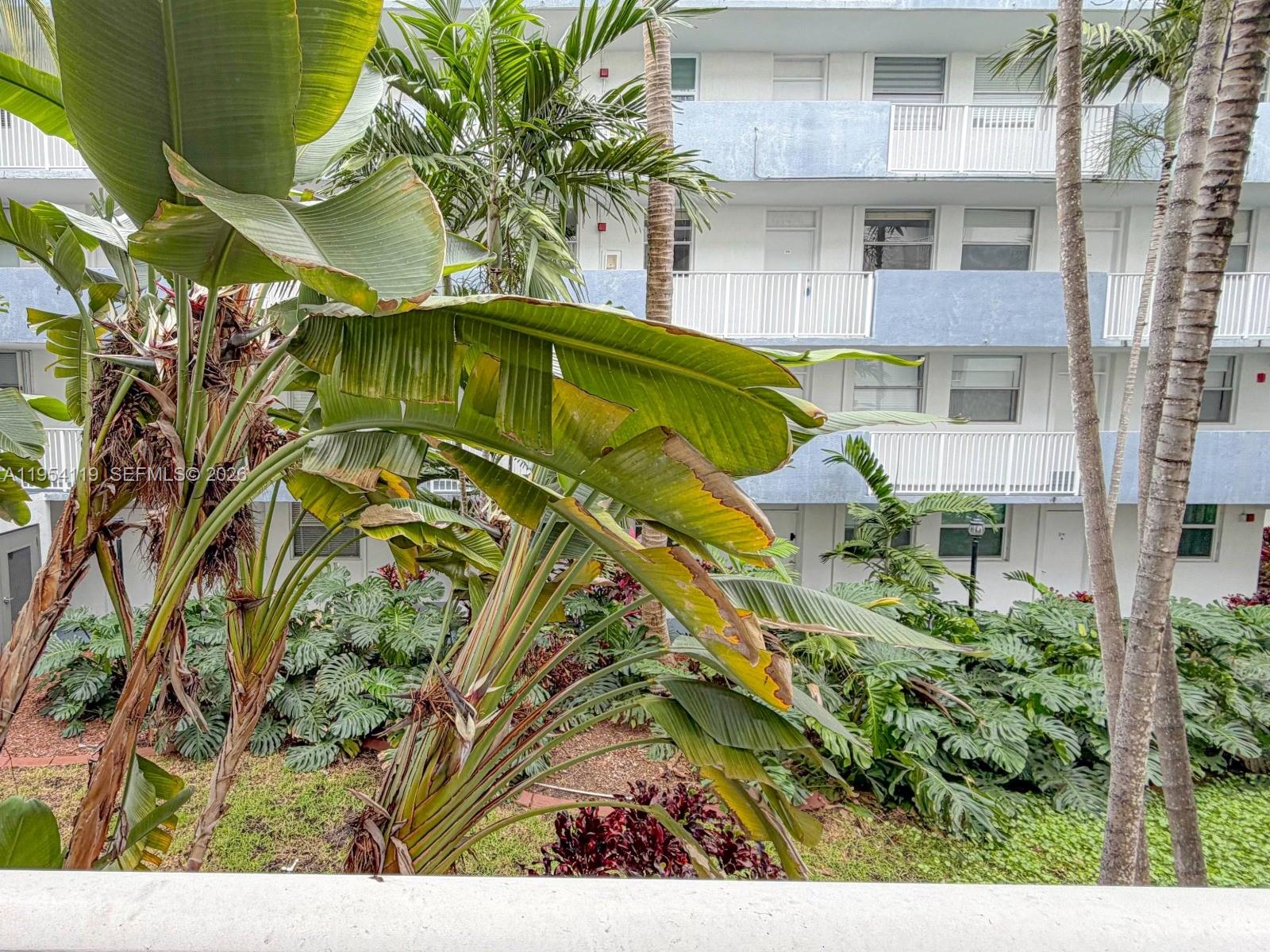 1801 S Treasure Dr #211 North Bay Village, FL 33141