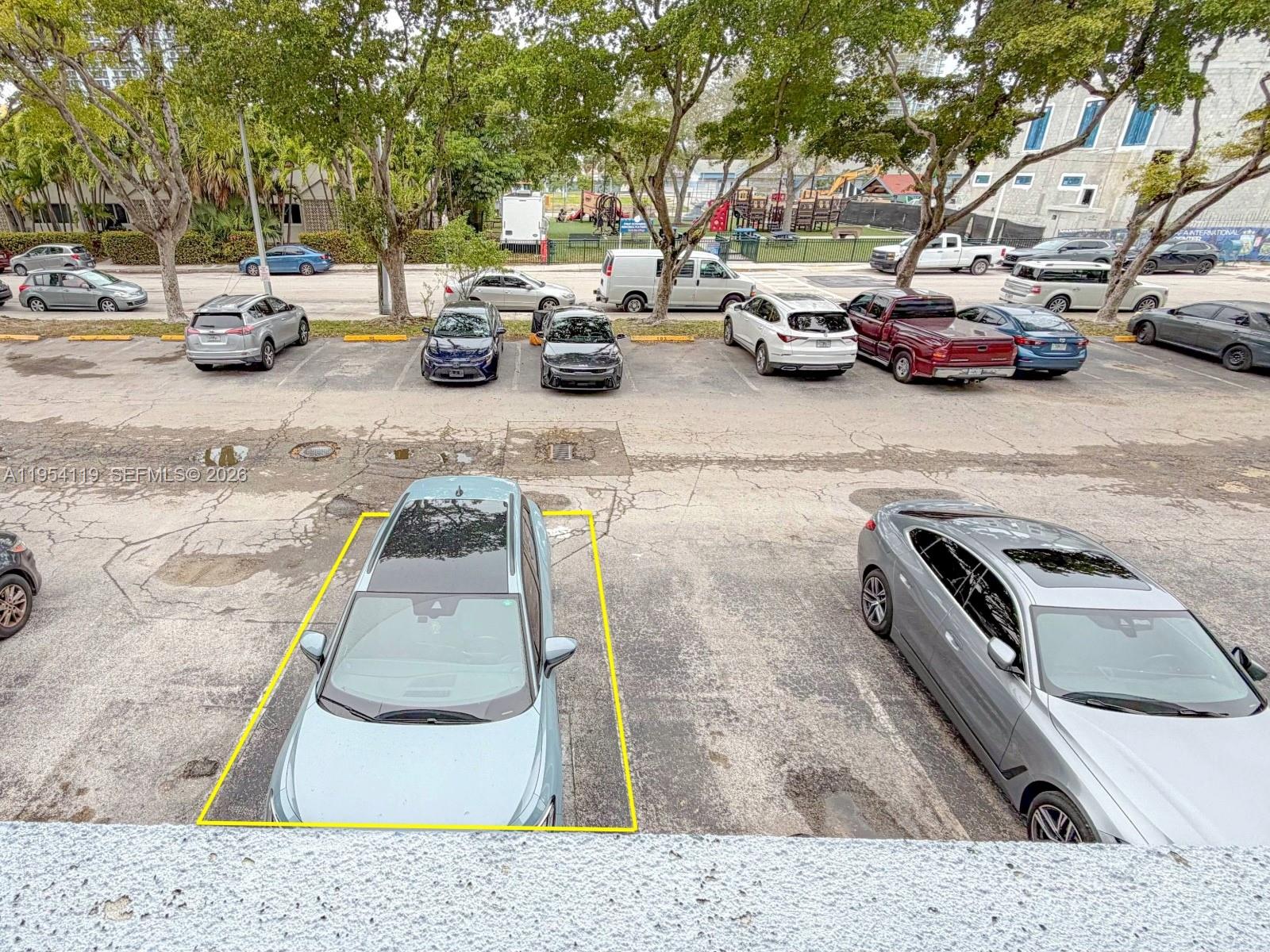 1801 S Treasure Dr #211 North Bay Village, FL 33141