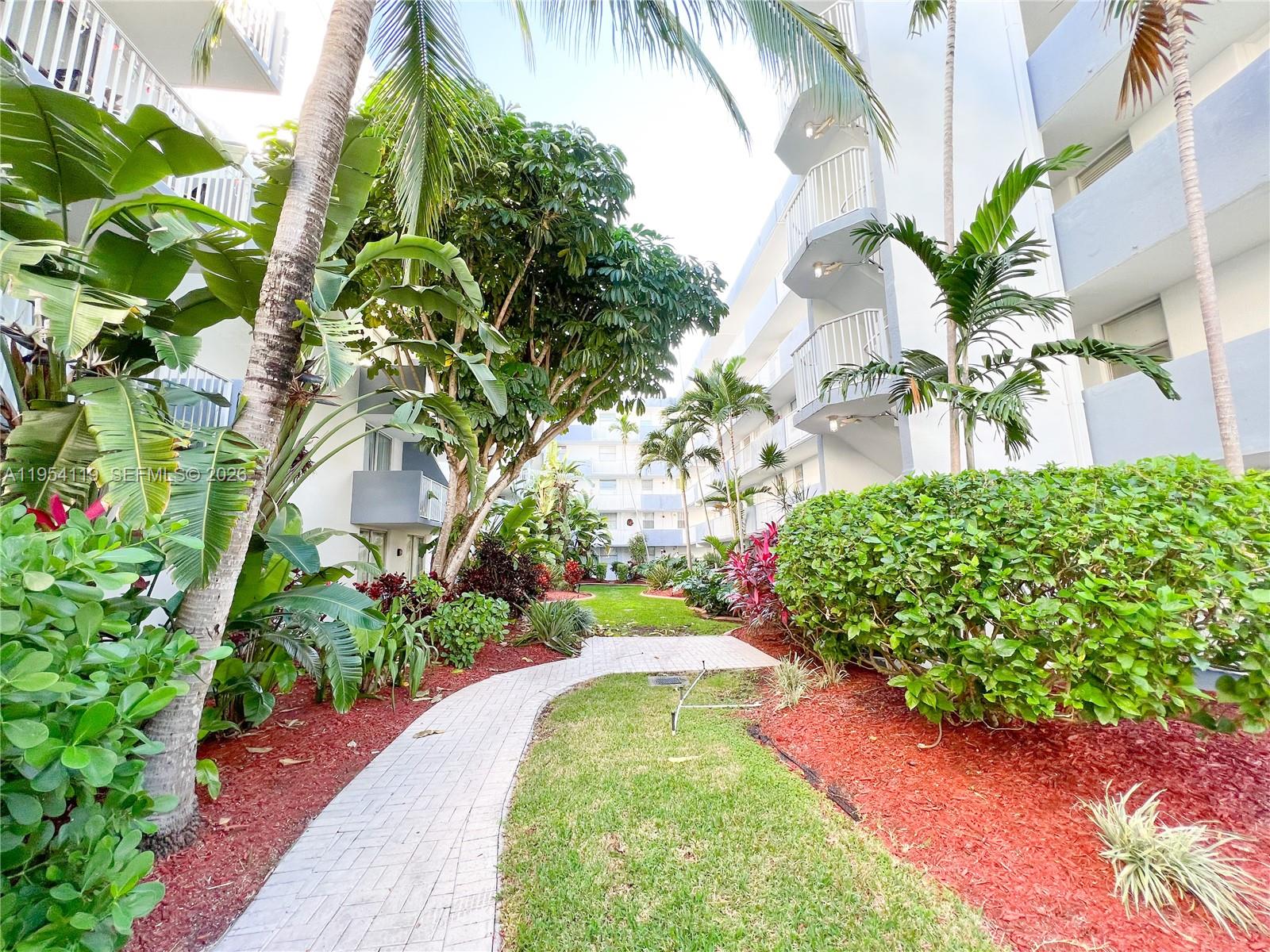 1801 S Treasure Dr #211 North Bay Village, FL 33141