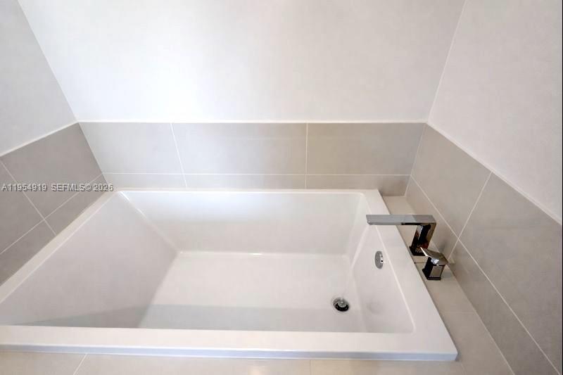 image Brickell Heights East9