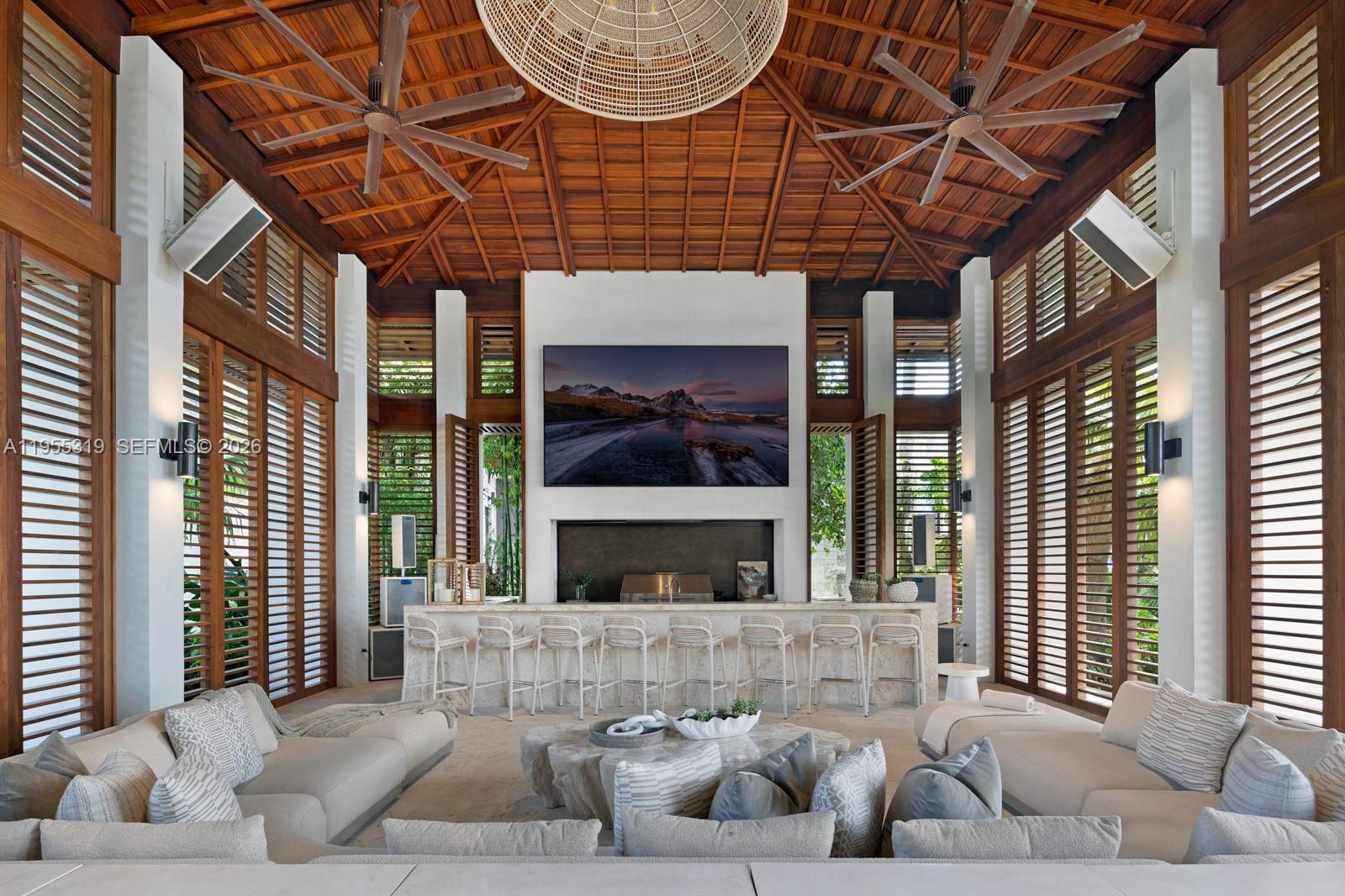 620 Arvida Pkwy Coral Gables, FL 33156