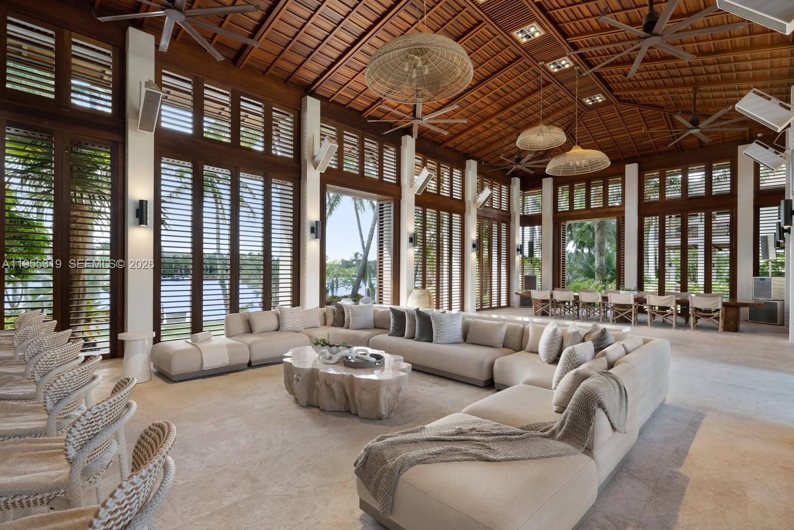 620 Arvida Pkwy Coral Gables, FL 33156