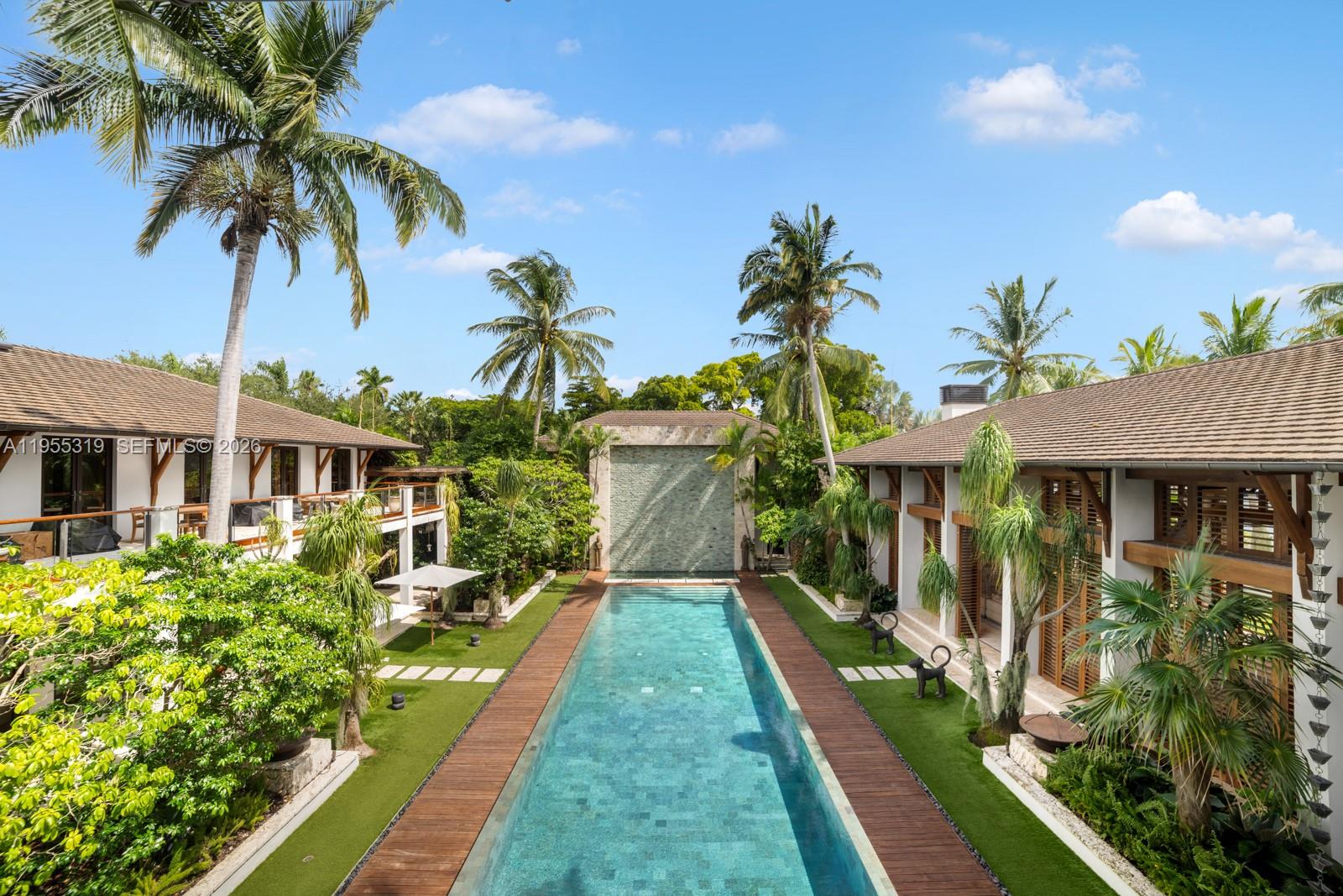 620 Arvida Pkwy Coral Gables, FL 33156