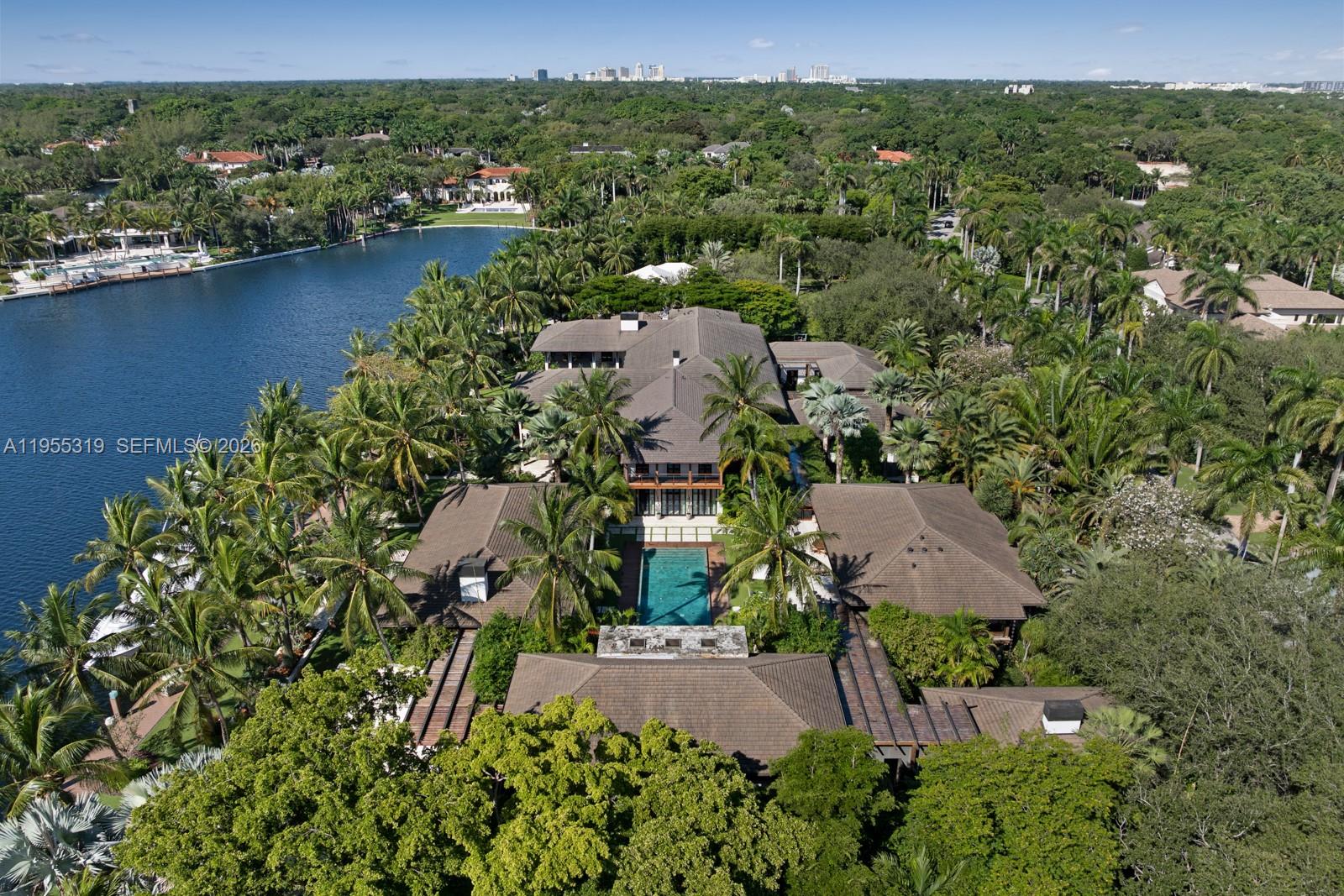 620 Arvida Pkwy Coral Gables, FL 33156