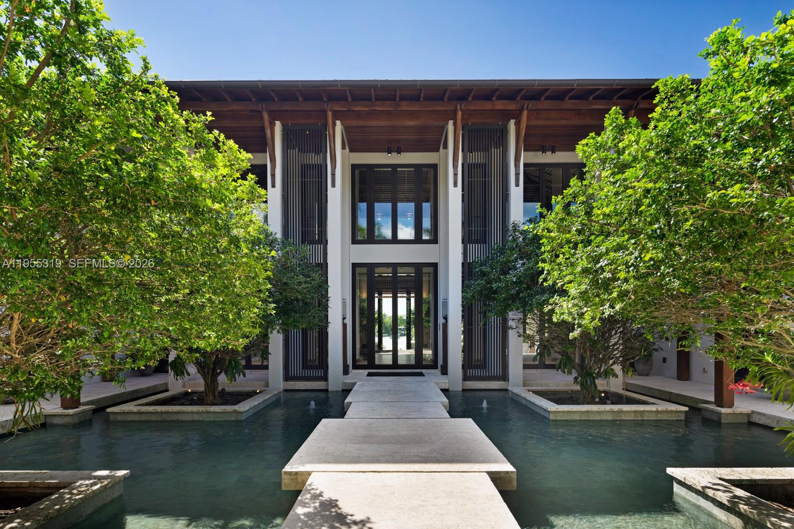 620 Arvida Pkwy Coral Gables, FL 33156