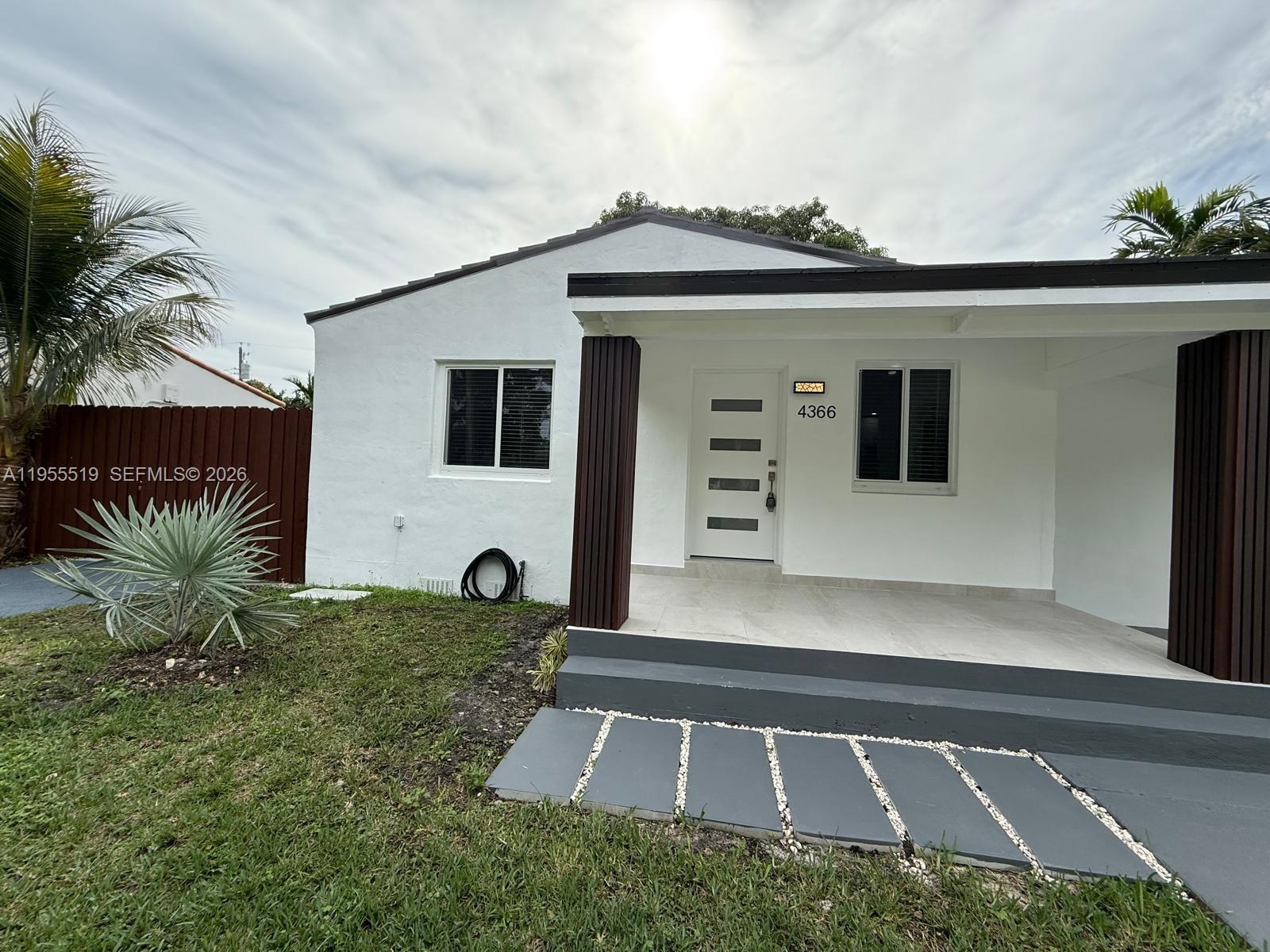 4366 SW 5th Ter Miami, FL 33134