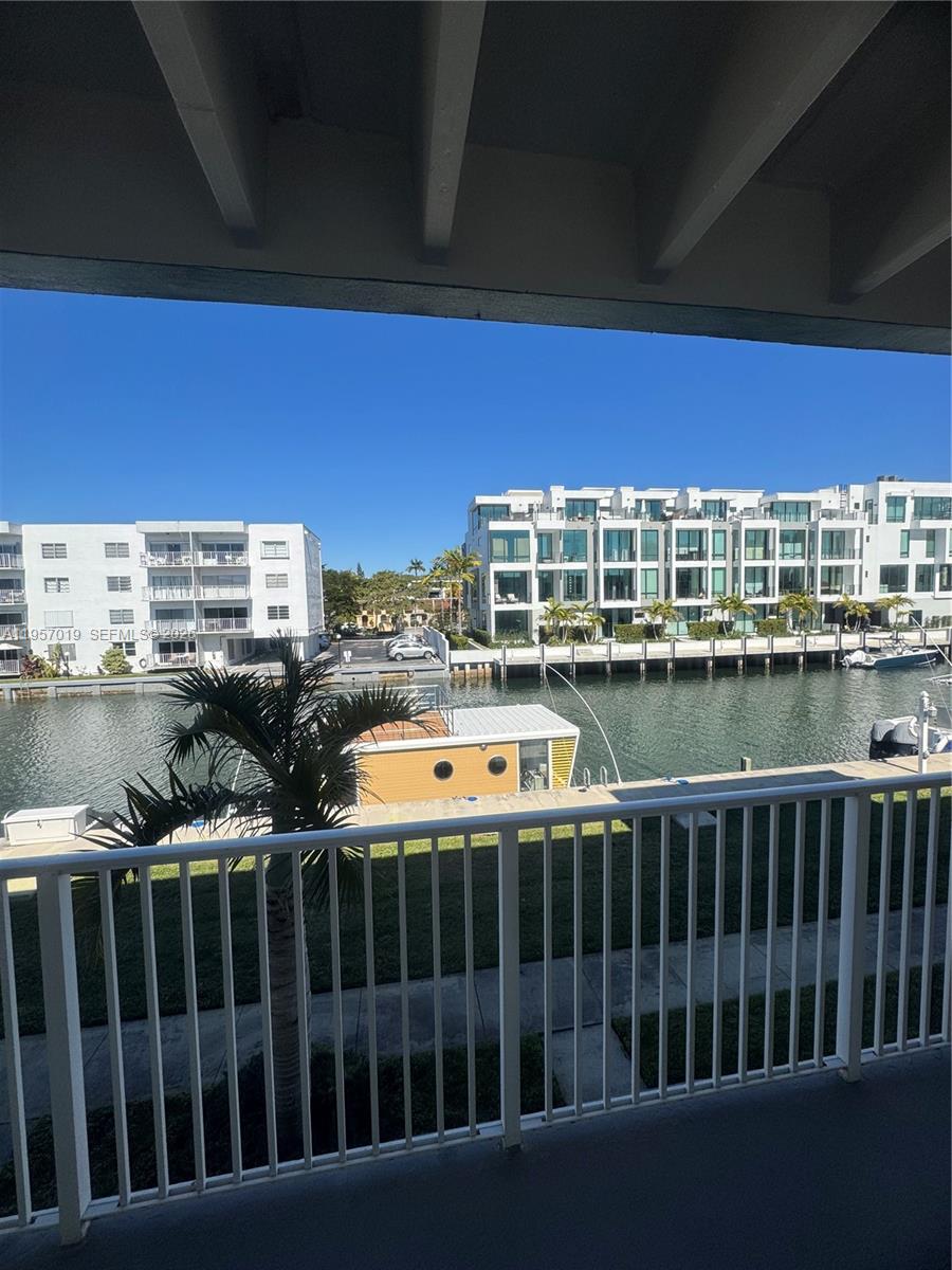 3923 NE 166th St #N208 North Miami Beach, FL 33160