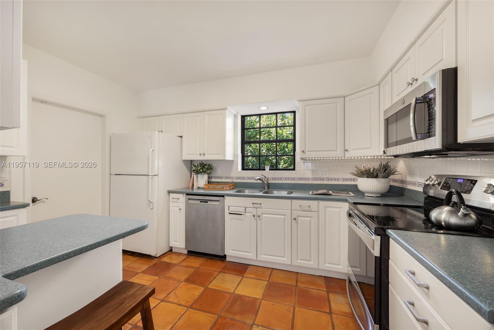 1435 Miller Rd Coral Gables, FL 33146