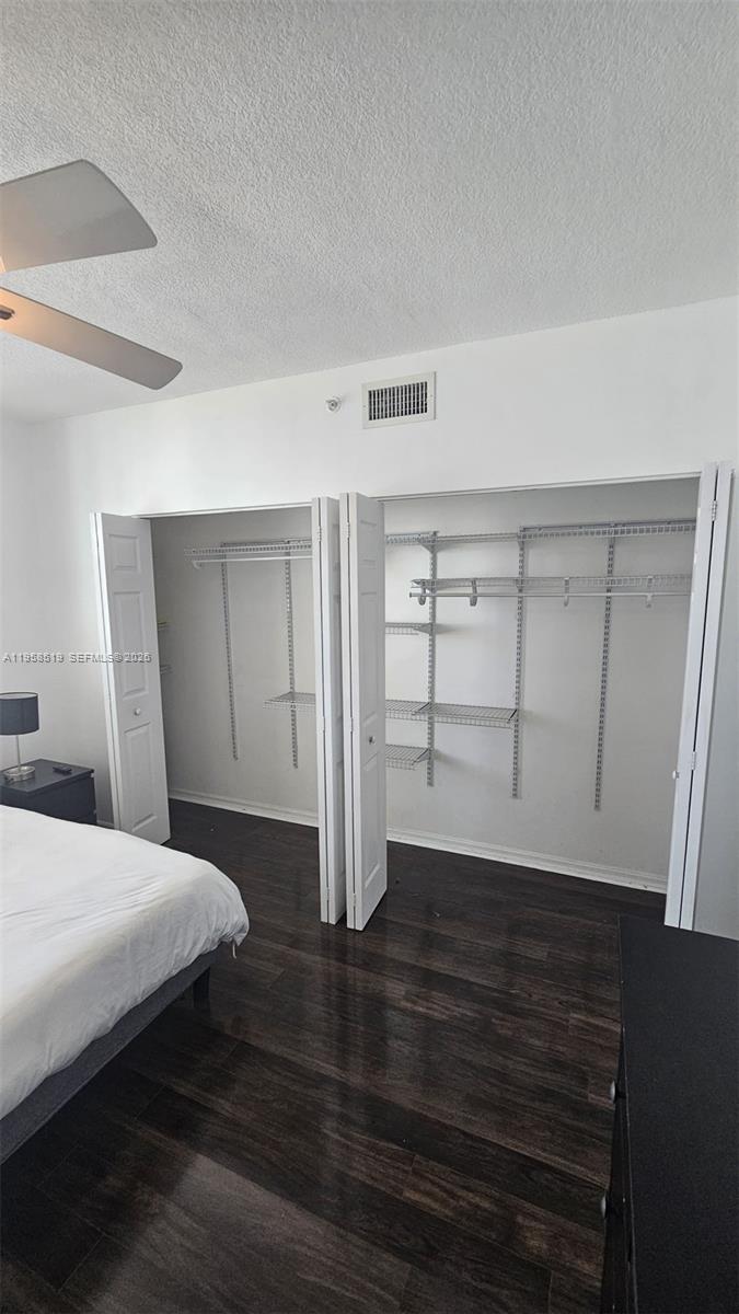 image 1800 Biscayne Plaza17