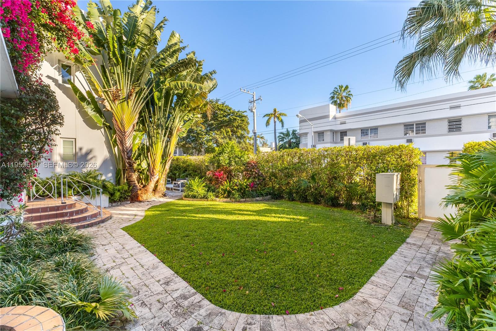 711 14th St #4 Miami Beach, FL 33139