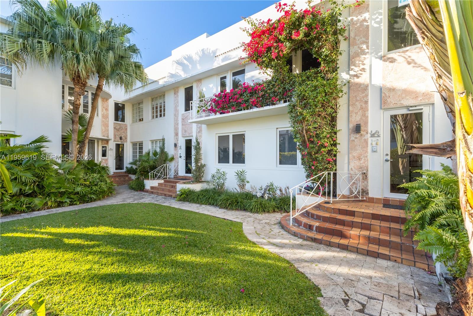 711 14th St #4 Miami Beach, FL 33139