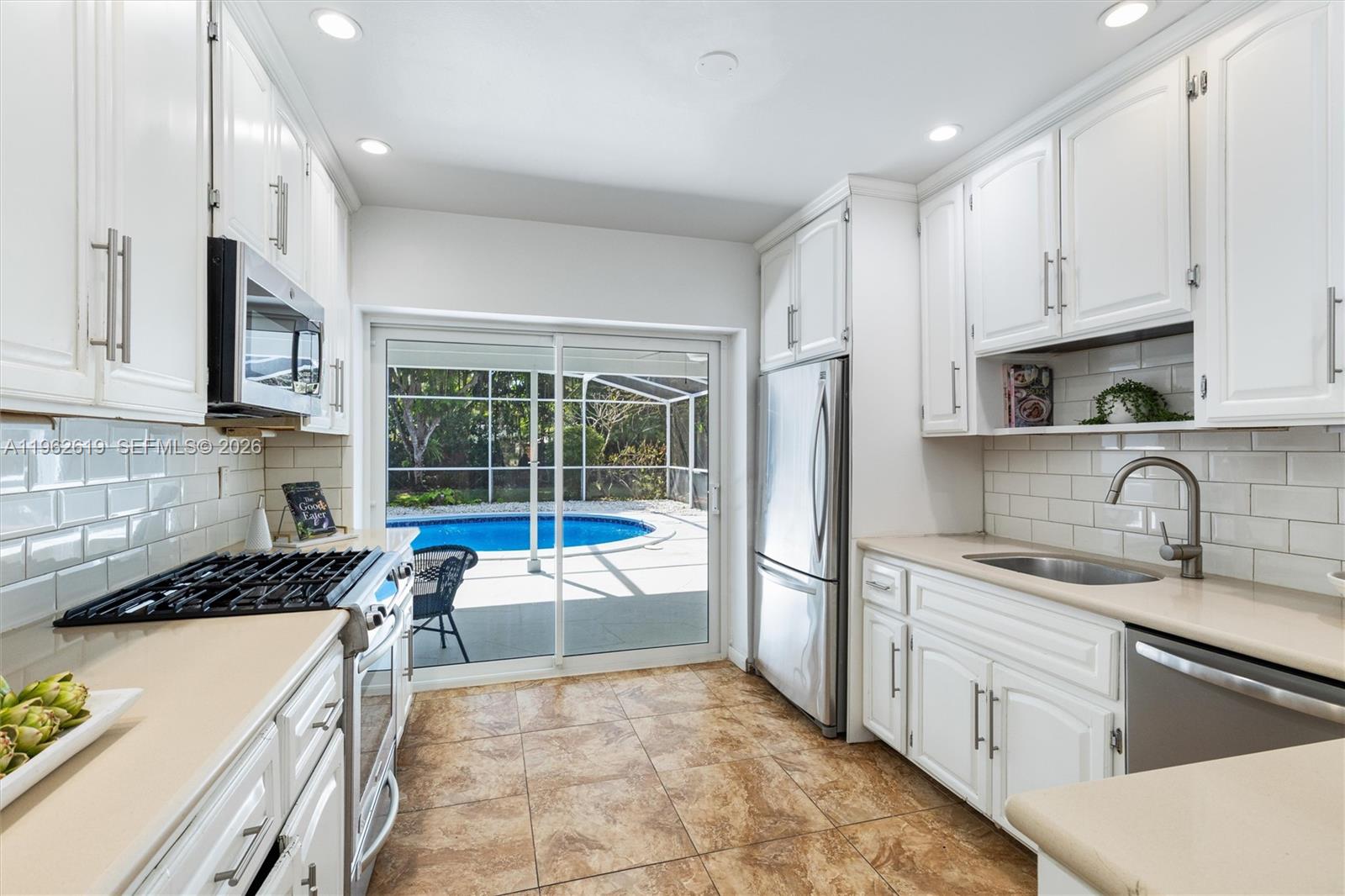 8260 SW 133rd St Pinecrest, FL 33156