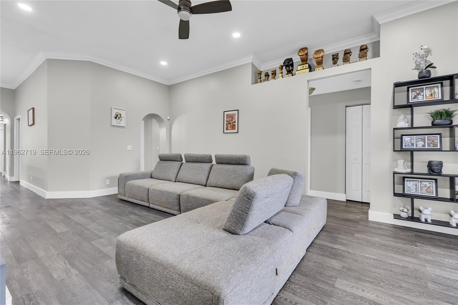 14325 NW 14th Ct Pembroke Pines, FL 33028