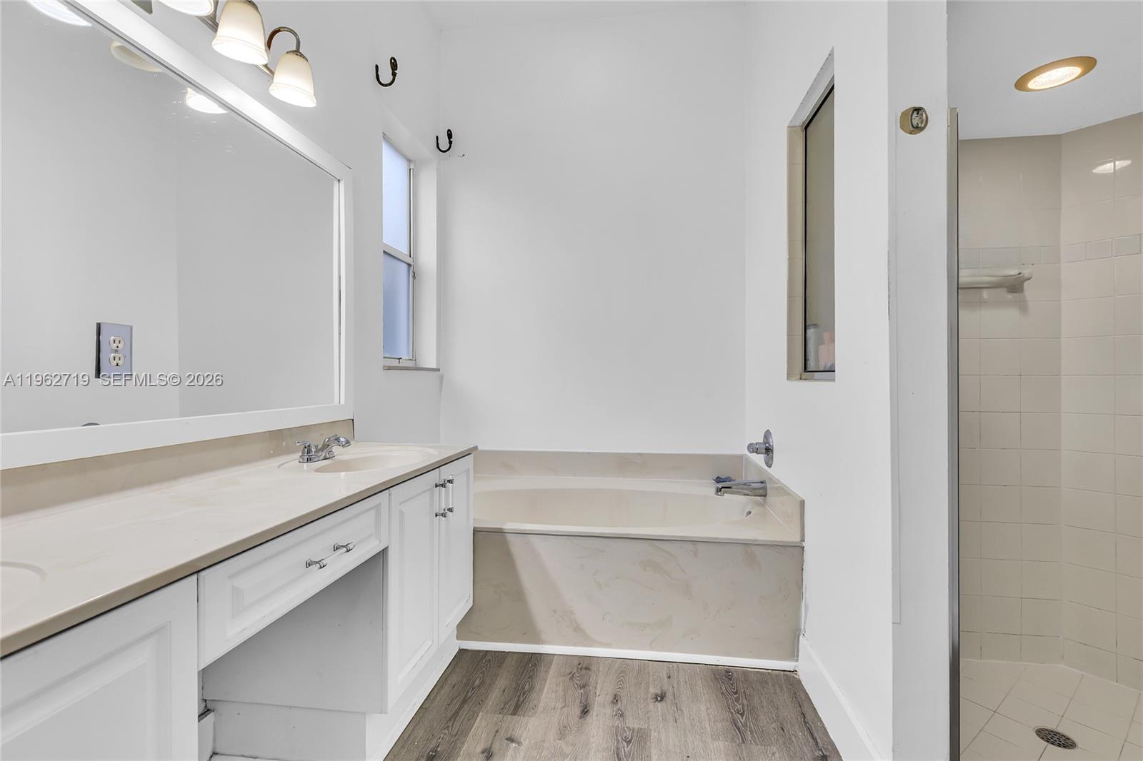 14325 NW 14th Ct Pembroke Pines, FL 33028