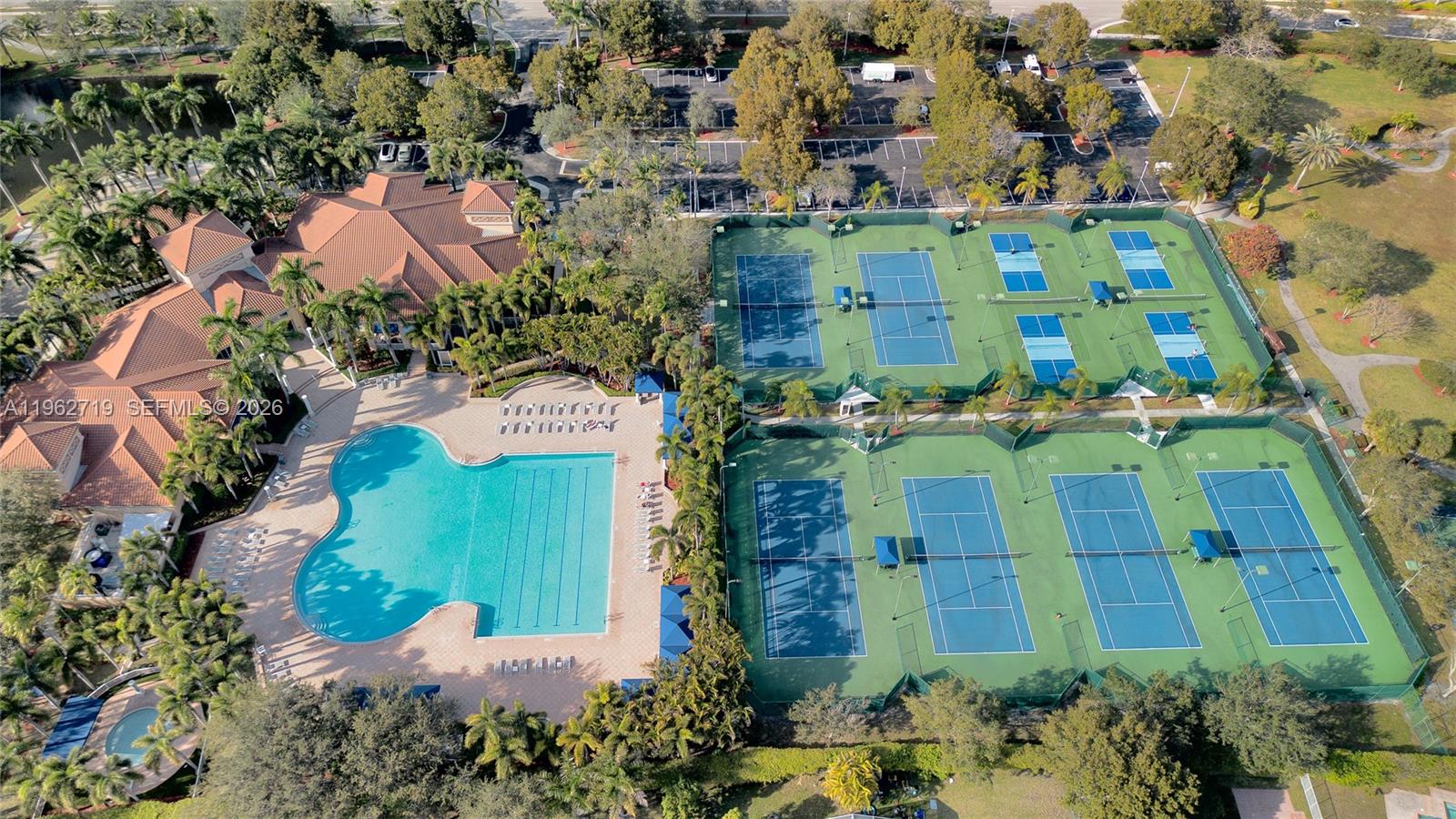 14325 NW 14th Ct Pembroke Pines, FL 33028