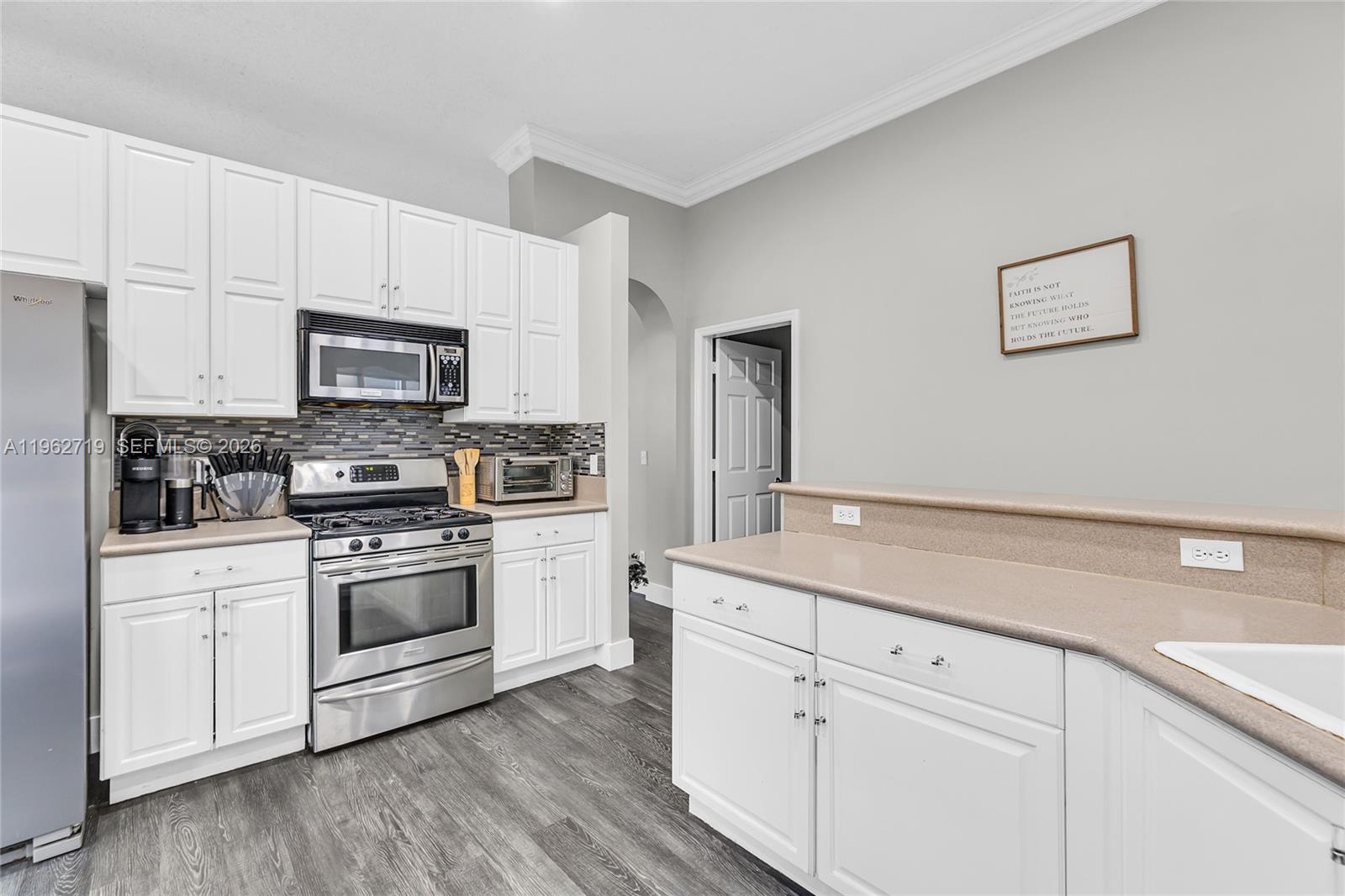 14325 NW 14th Ct Pembroke Pines, FL 33028