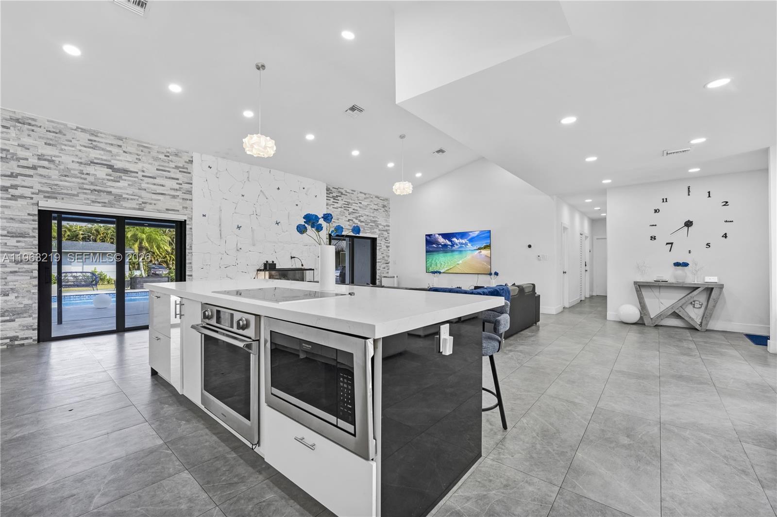 14651 SW 16th St Davie, FL 33325