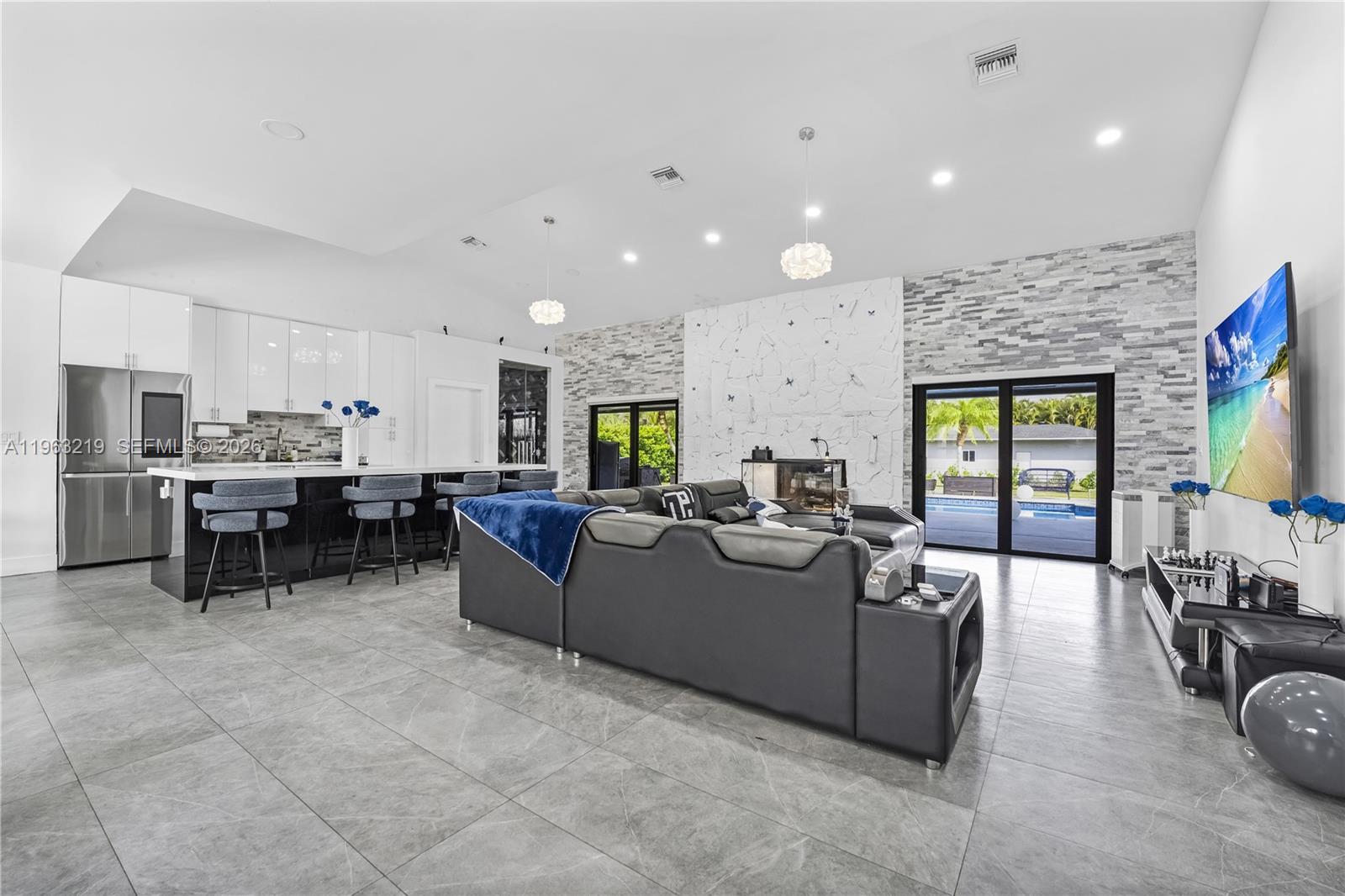 14651 SW 16th St Davie, FL 33325