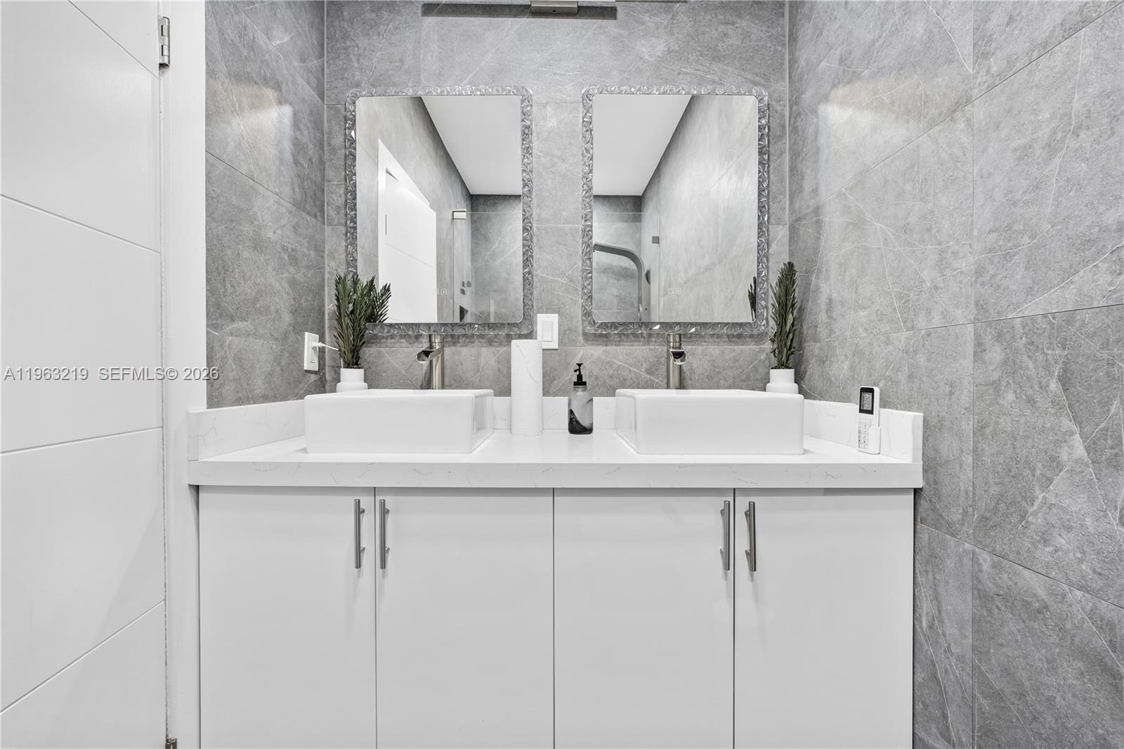 14651 SW 16th St Davie, FL 33325