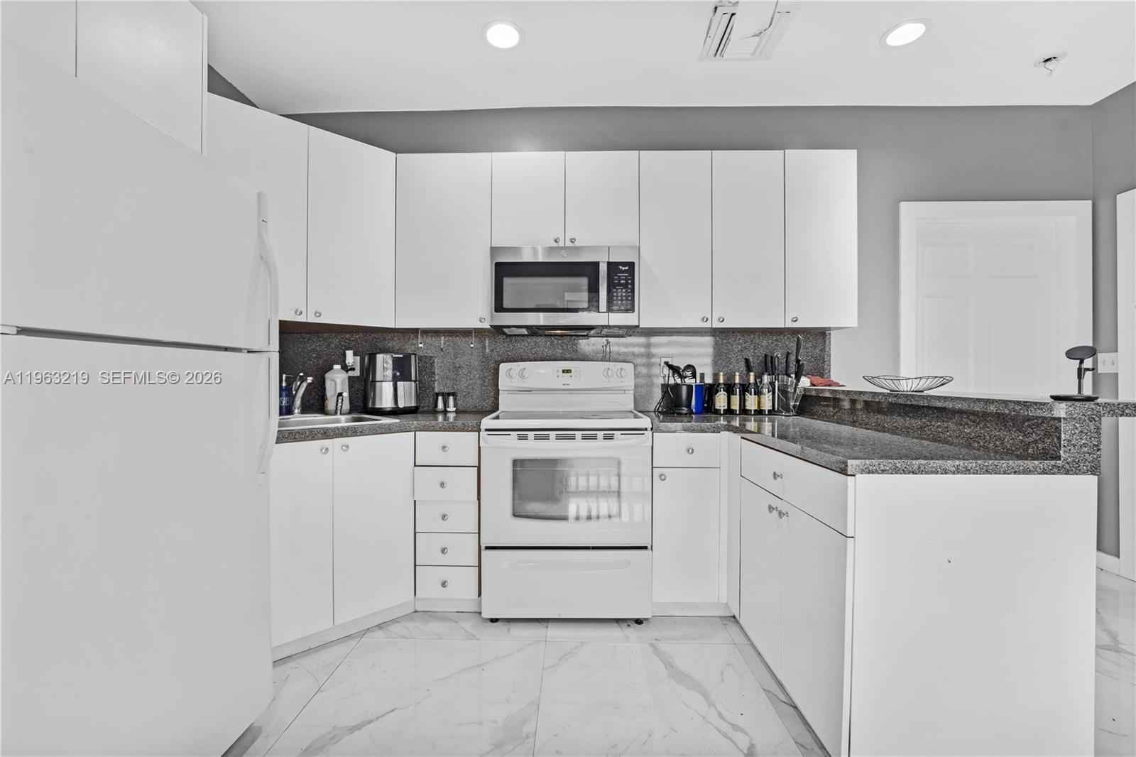 14651 SW 16th St Davie, FL 33325