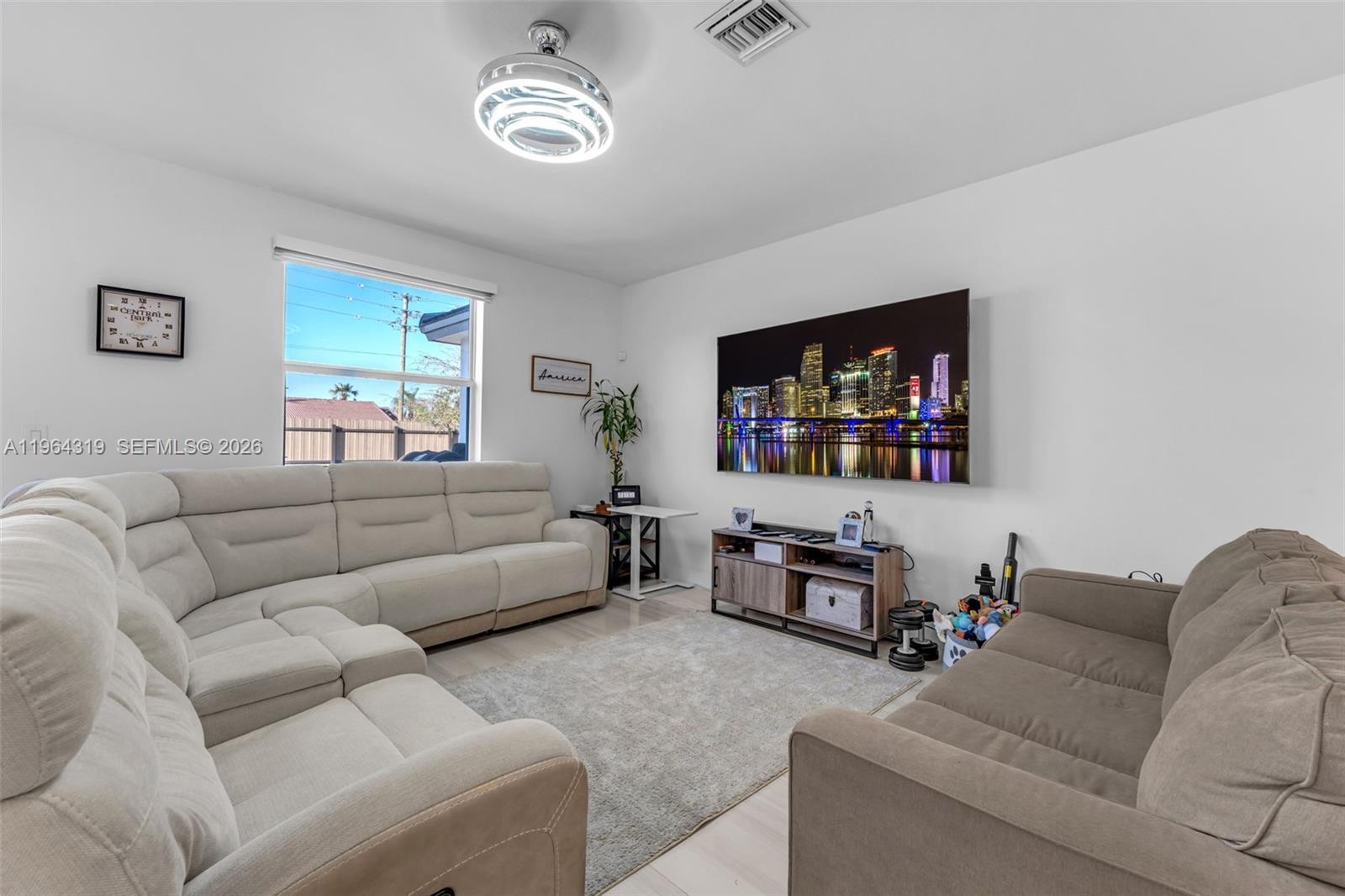 13611 SW 184th Ter Miami, FL 33177