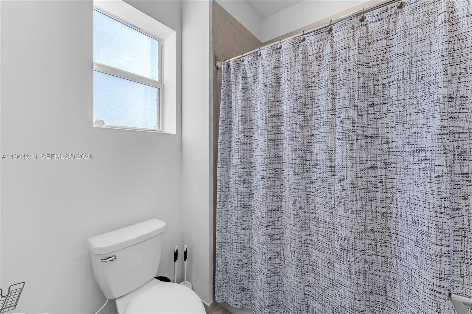 13611 SW 184th Ter Miami, FL 33177