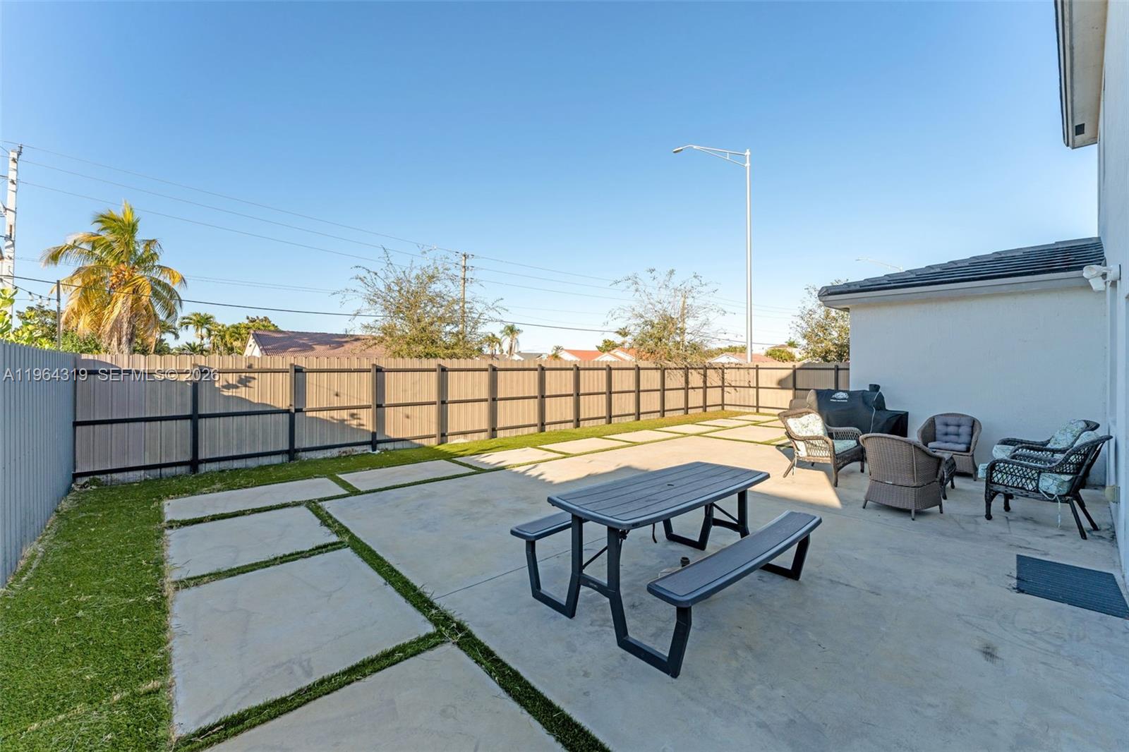 13611 SW 184th Ter Miami, FL 33177