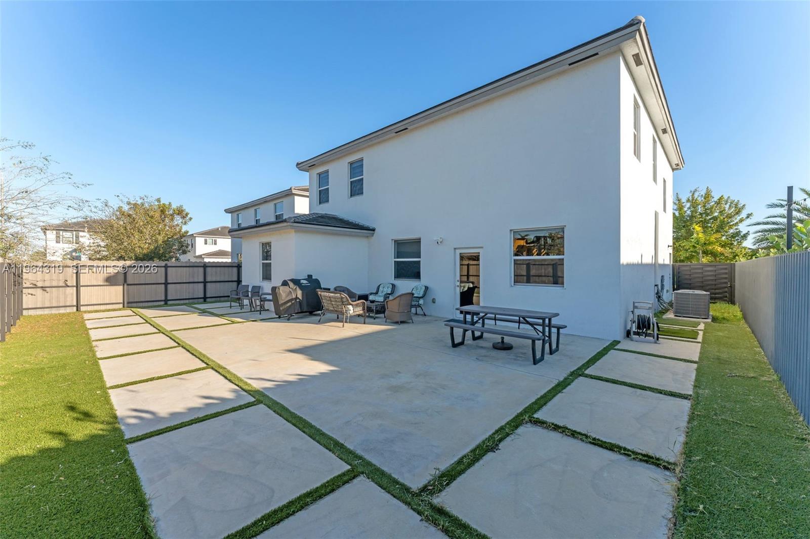 13611 SW 184th Ter Miami, FL 33177