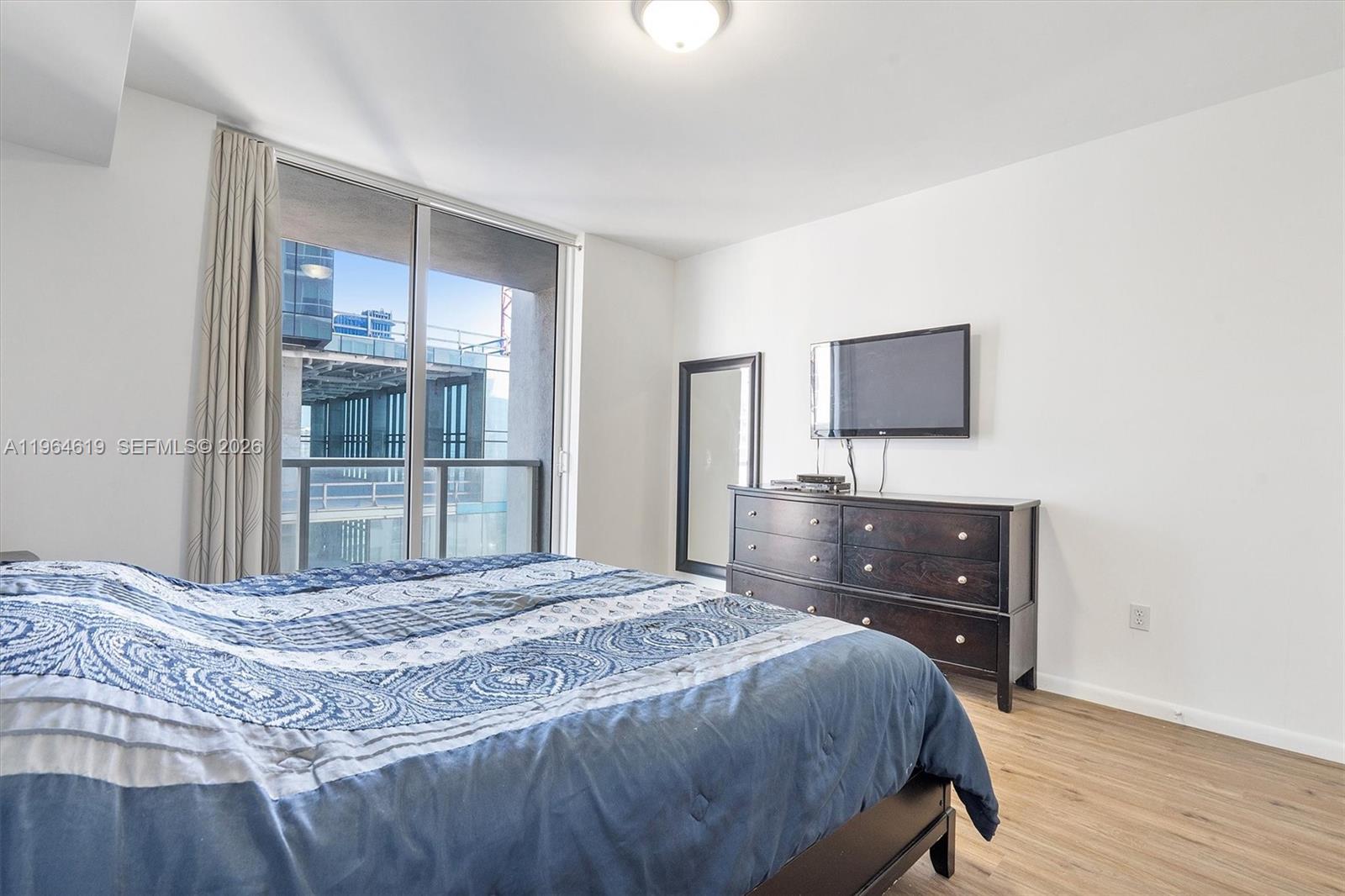 image Vizcayne North17