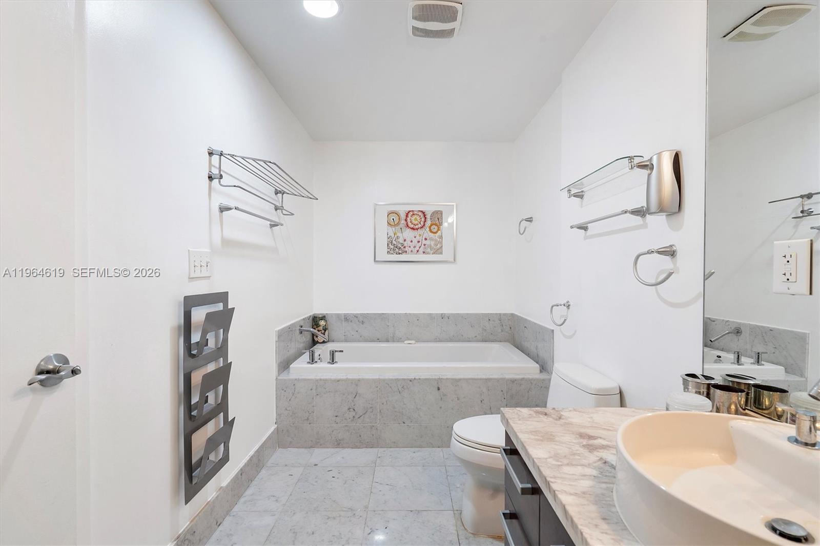 image Vizcayne North22