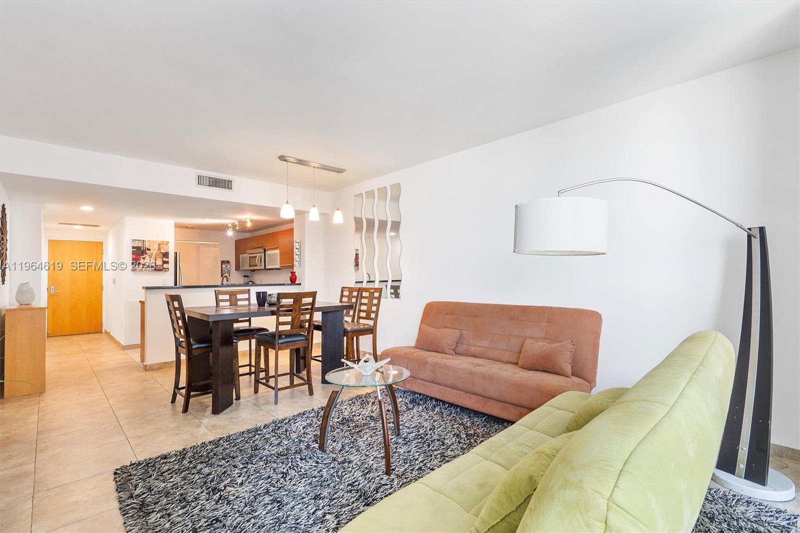 image Vizcayne North2