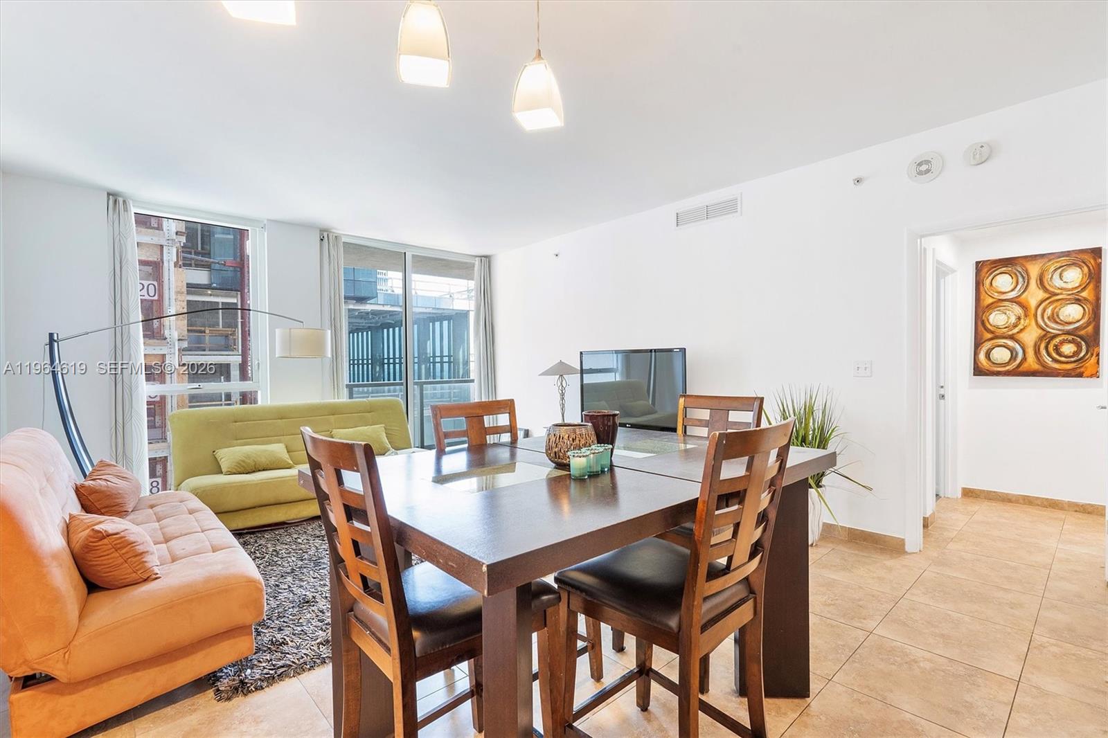 image Vizcayne North6