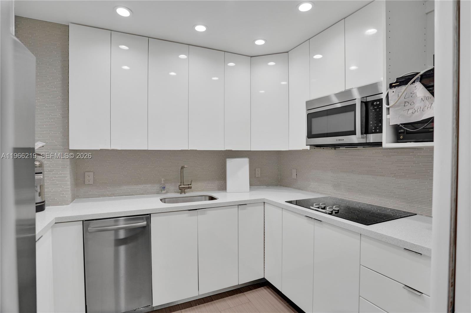 1200 West Ave #PH31 Miami Beach, FL 33139