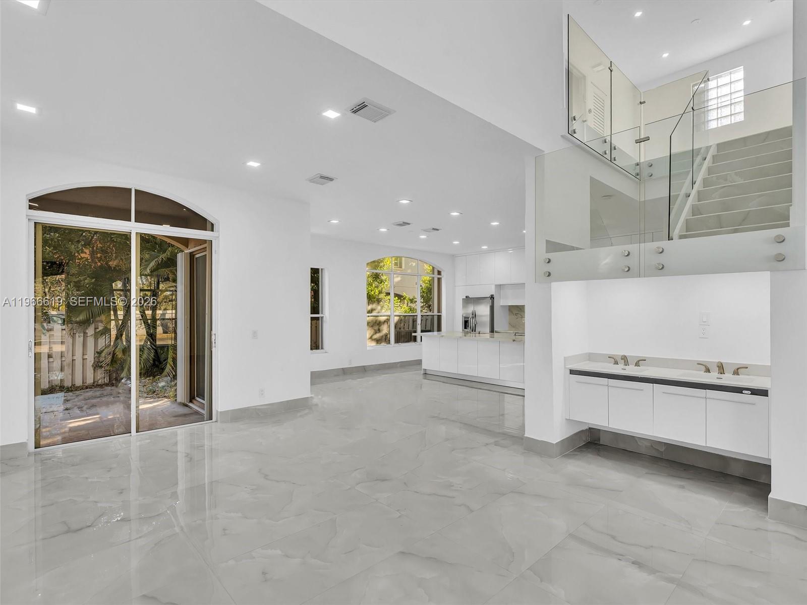 3830 SW 48th Ave Hollywood, FL 33023