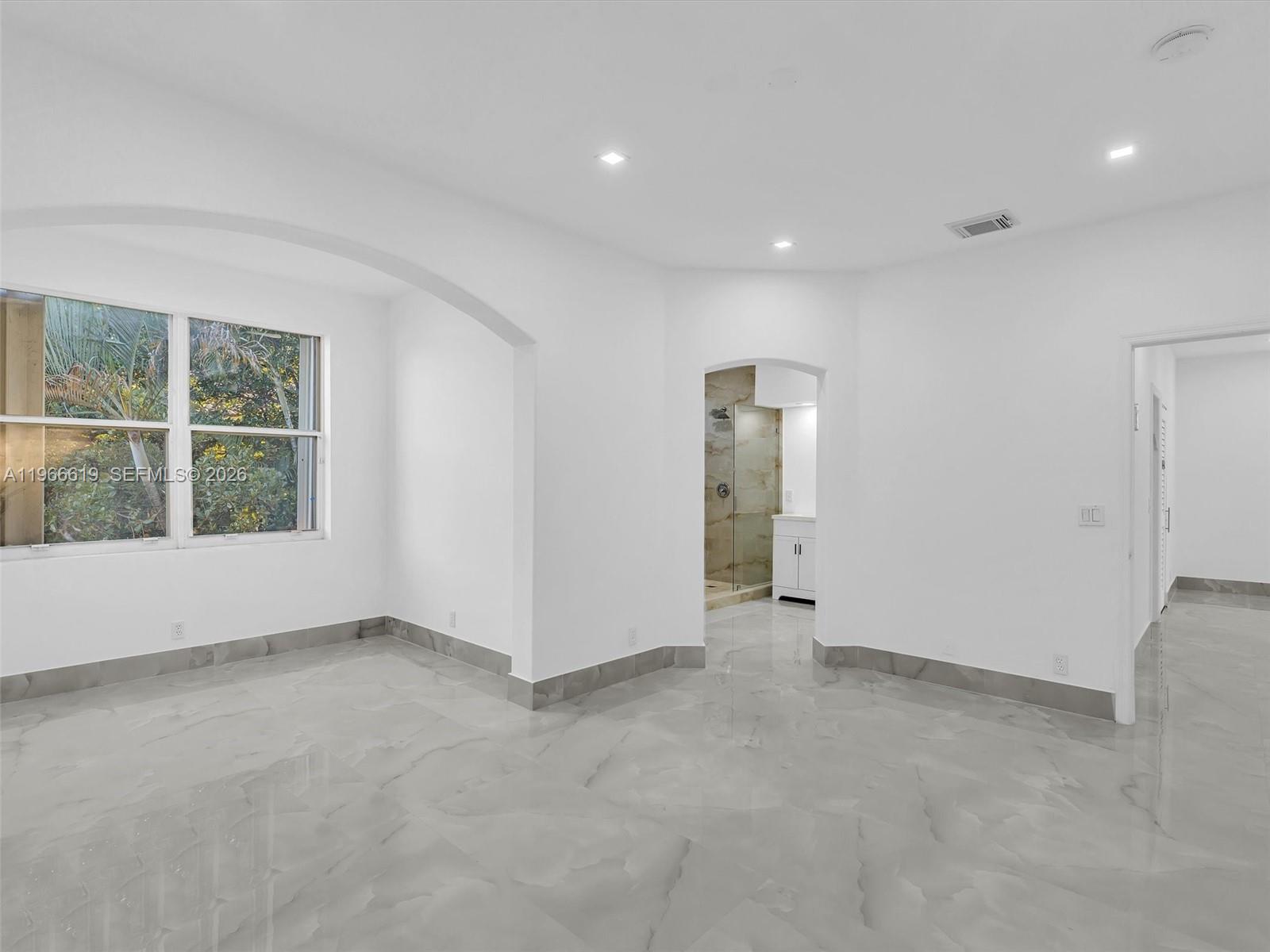 3830 SW 48th Ave Hollywood, FL 33023