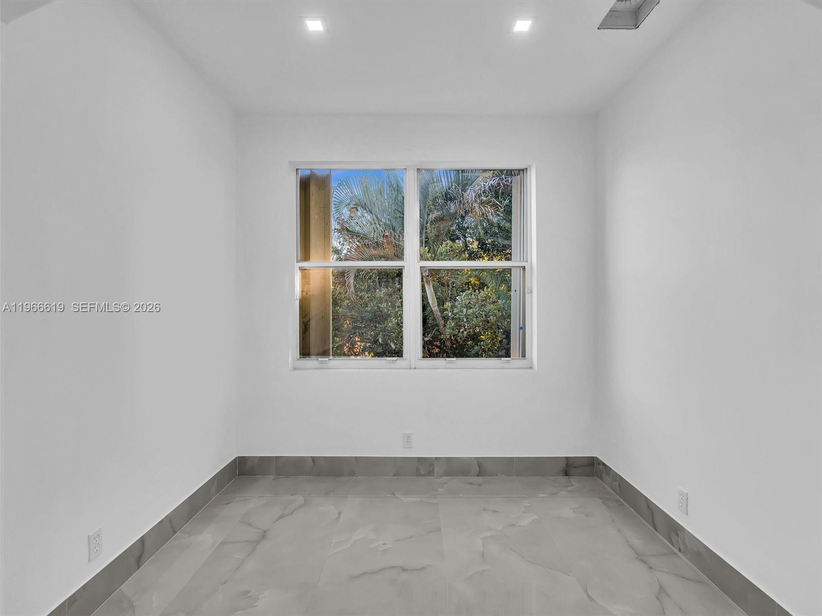 3830 SW 48th Ave Hollywood, FL 33023